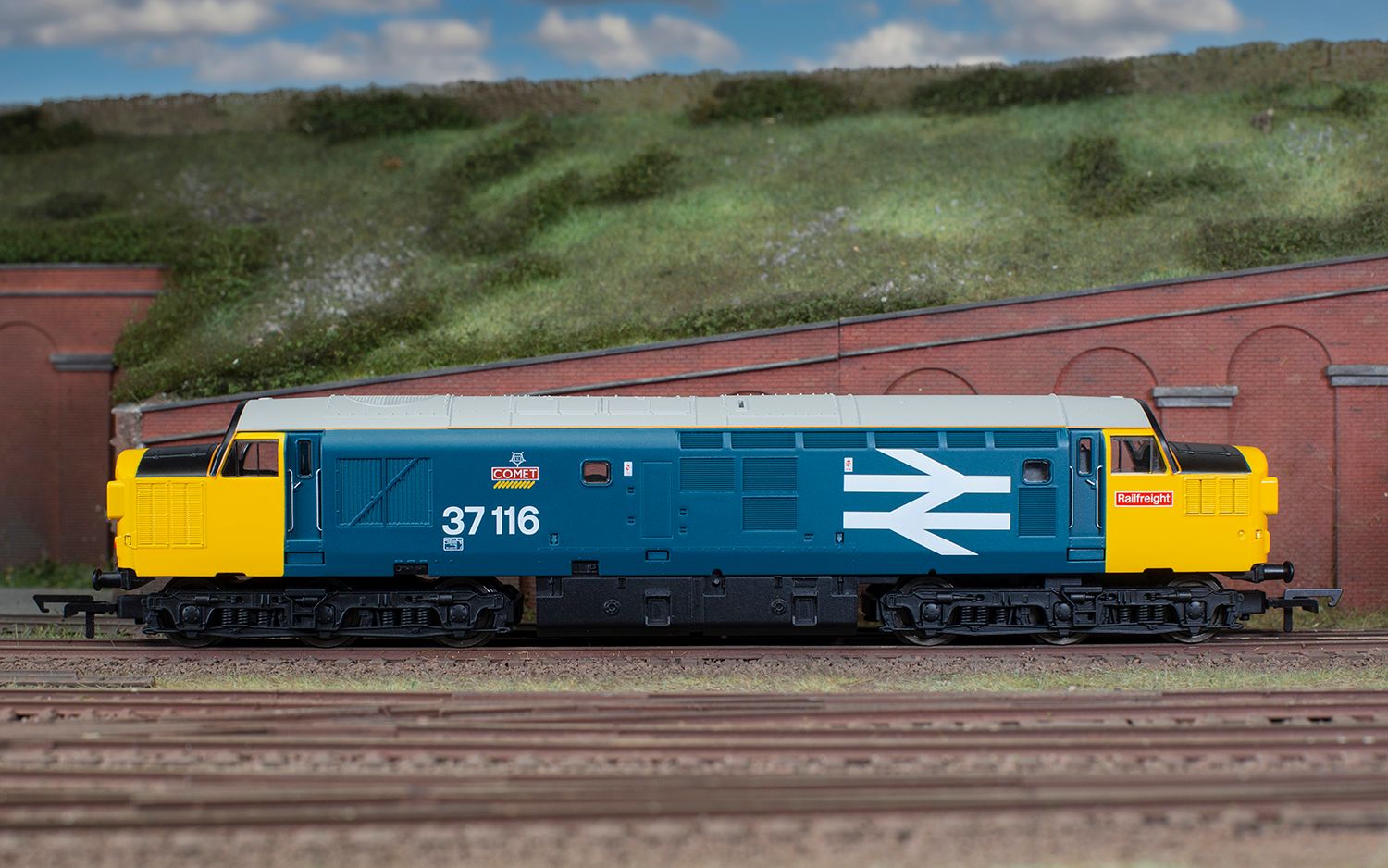 RailRoad Plus BR, Class 37, Co-Co, 37116 'Comet'- Era 8 RailRoad Plus BR, Class 37, Co-Co, 37116 'Comet'- Era 8