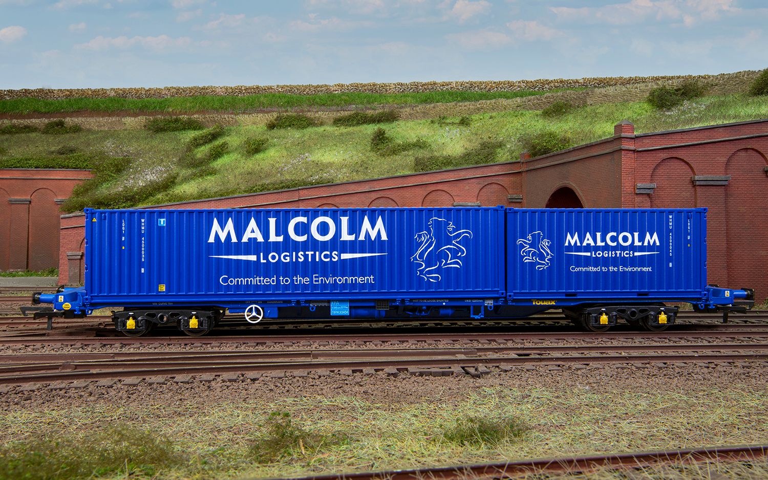 Malcolm Logistics, Container Pack, 1 x 40' and 1 x 20' Containers - Era 11 Malcolm Logistics, Container Pack, 1 x 40' and 1 x 20' Containers - Era 11