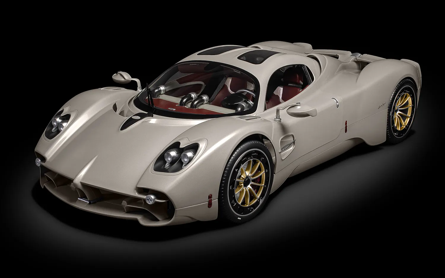 Pagani Utopia Coupé  - Rinascimento Lucido - 1:8 Scale Kit