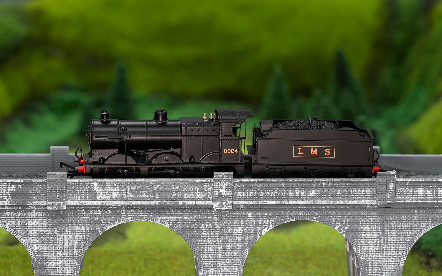 LMS Class 4F No. 43924 - The Railway Children Return - Era 3