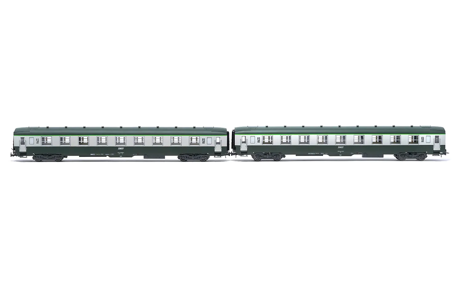 SNCF, coffret de 2 voitures DEV AO de 2éme classe U59 B9 (ex A9), livrée verte/grise avec logo « Encadré », ép. IV