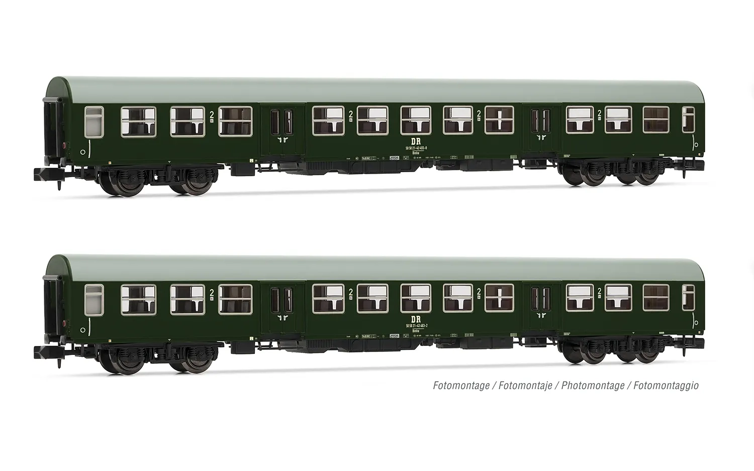 DR, 2-unit set of "lange Halberstädter" regional coaches, dark green/grey livery, including 2 x Bmhe coaches, period IV
