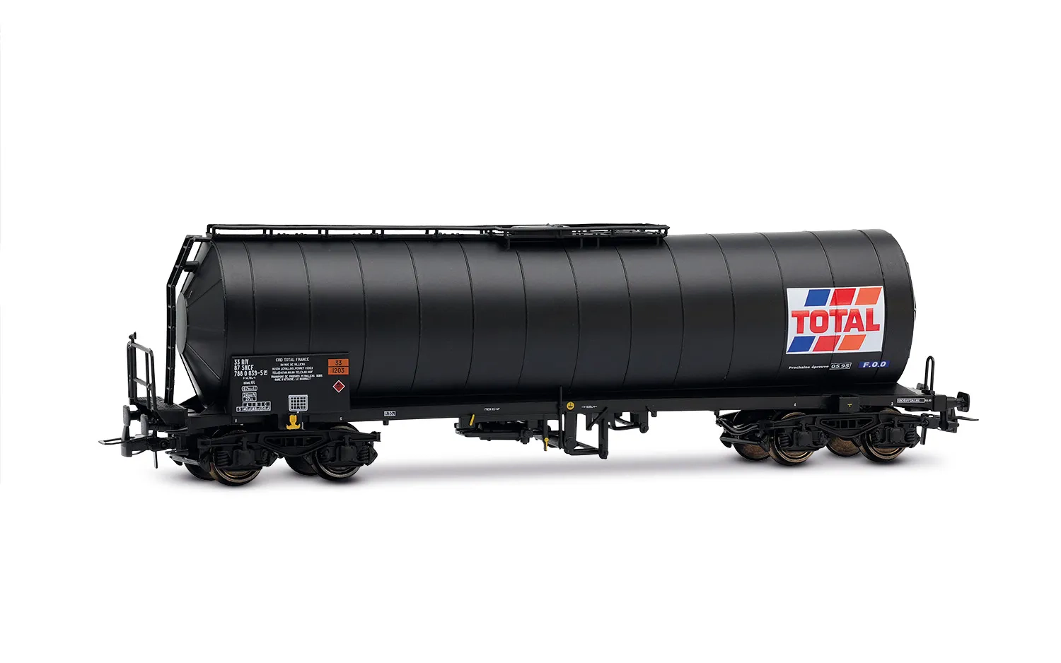 SNCF, 2-unit pack of 4-axle isolated tank wagon TOTAL France, black livery