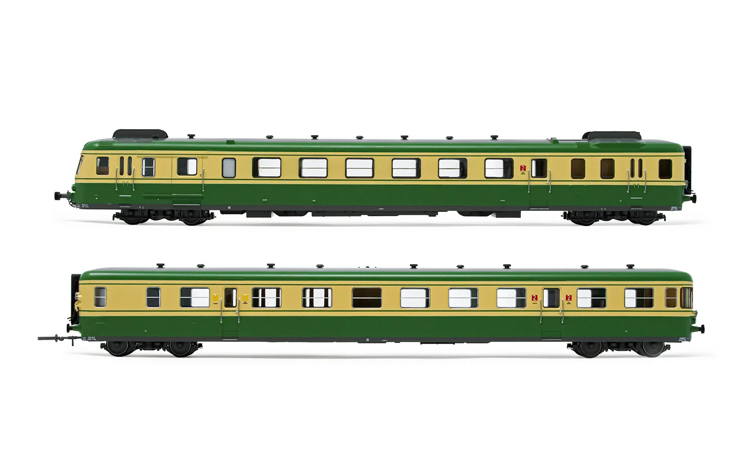 SNCF, autorail diesel RGP2, unité motrice + remorque en version modernisée, livrée vert/beige, ép. IV, avec décodeur sonore