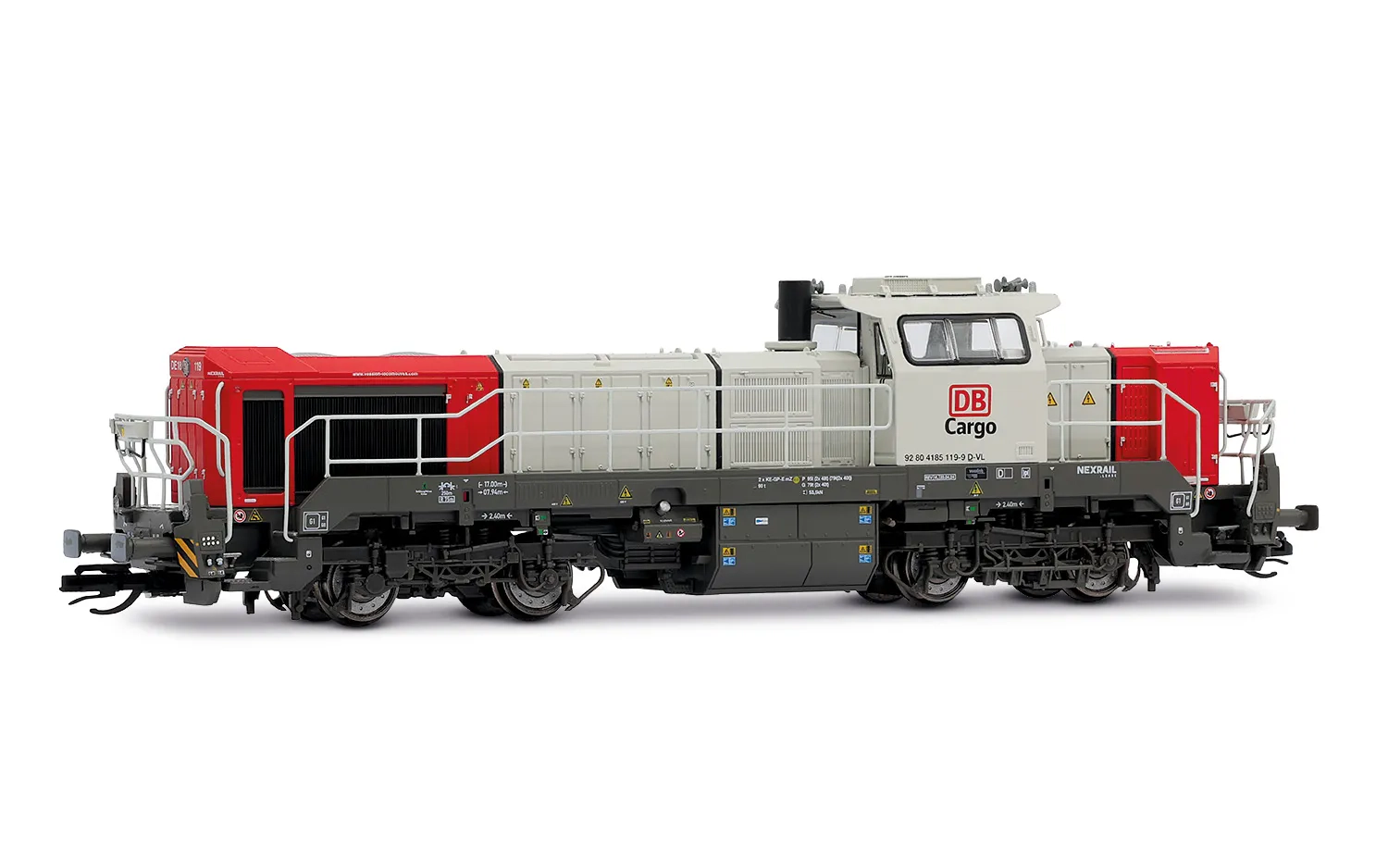 DB Cargo, locomotive diesel-électrique Vossloh DE 18, livrée rouge/grise, ép. VI