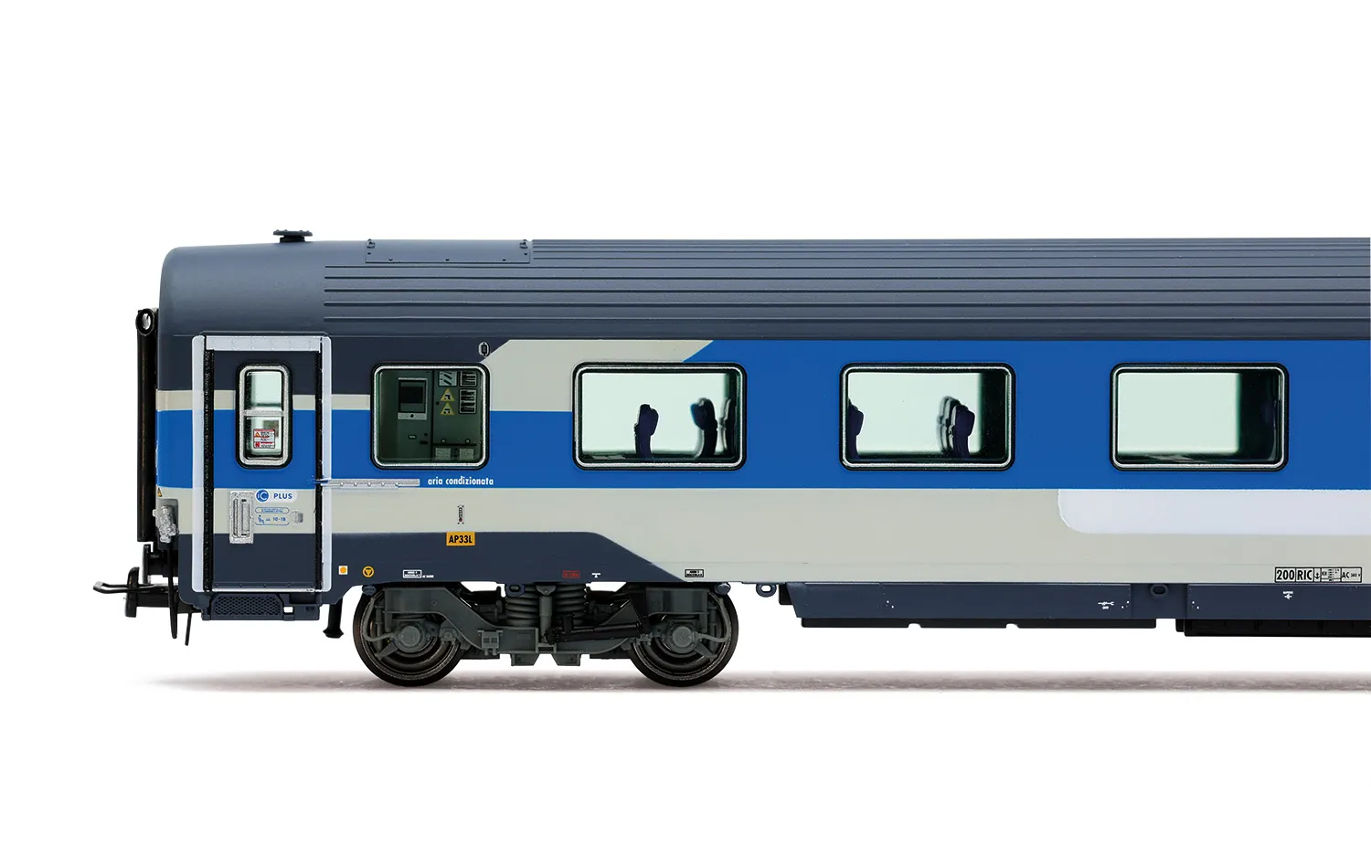 FS, 3-unit set of coaches consisting of 1 x Gran Confort + 2 x Z1 rebuilt, new Intercity livery, ep. VI
