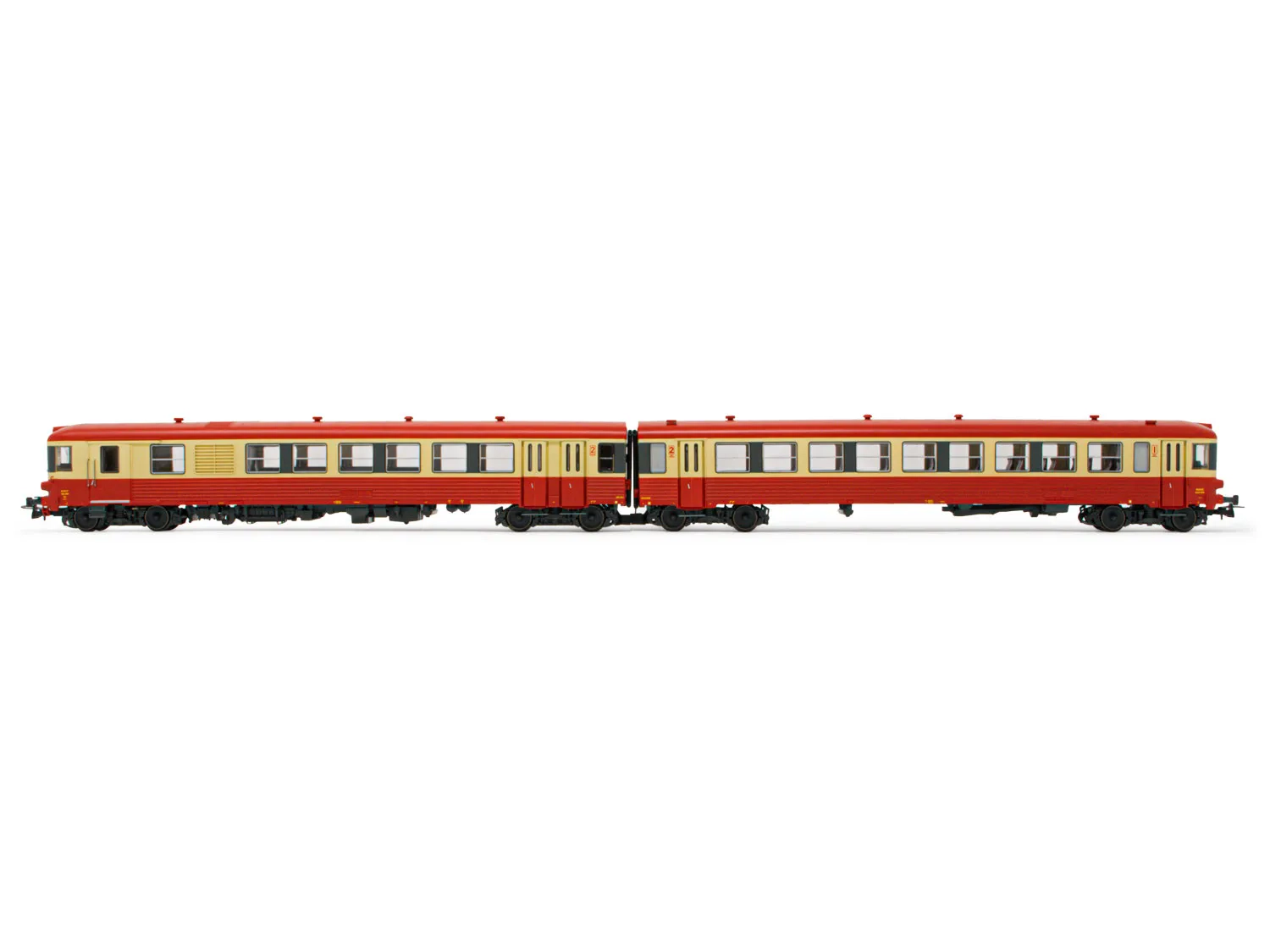 SNCF, autorail diesel EAD X 4500 (XBD 4531 + XRAB 8529), livrée rouge/beige, ép. IV