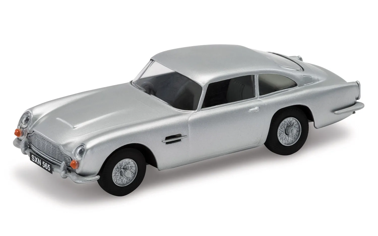 Aston Martin DB5 Silver Starter Set 1:32