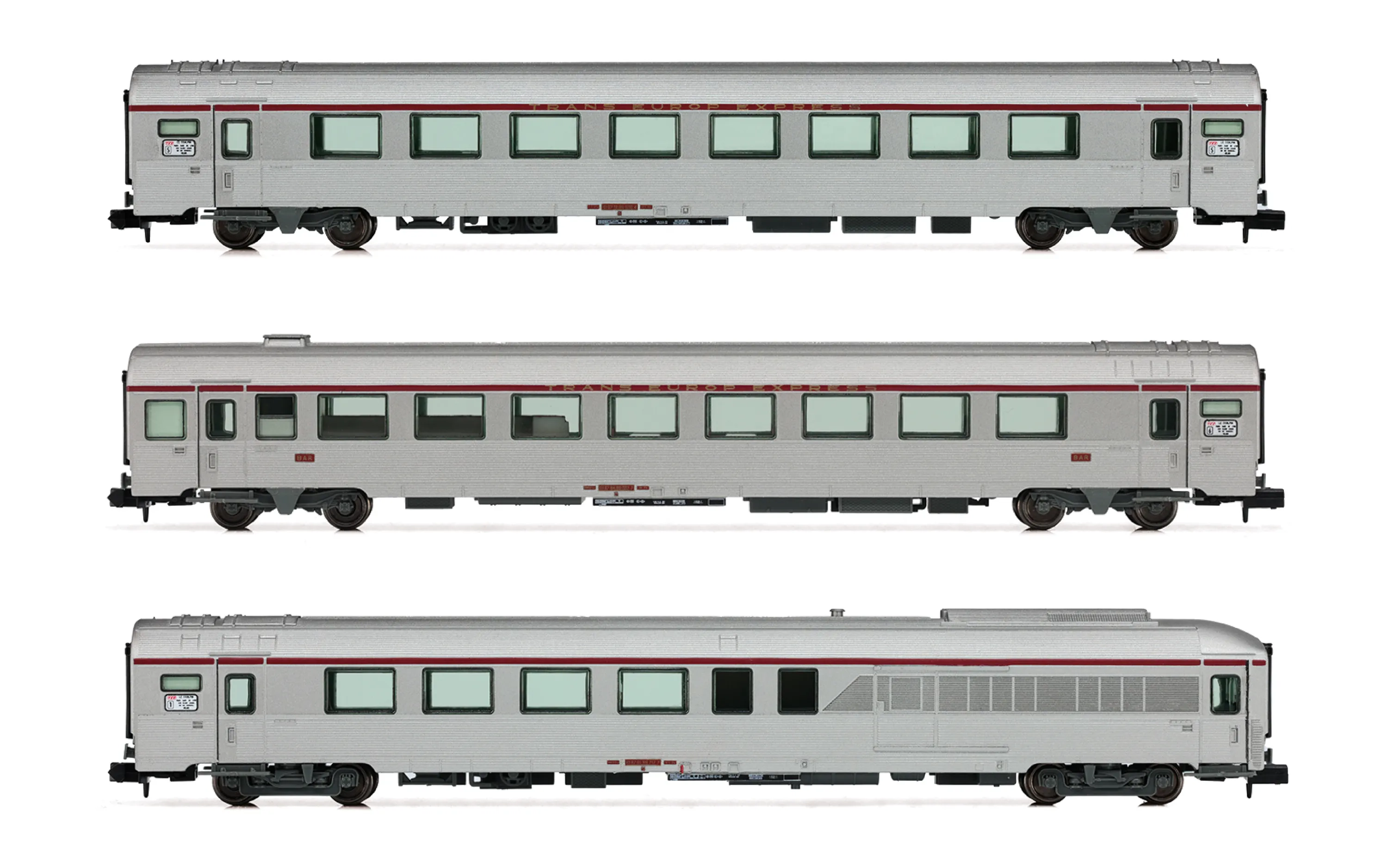 SNCF, set di 3 carrozze TEE "Cisalpin", Milano - Parigi, livrea argento, composto da 1 carrozza A4Dtux, 1 carrozza A8u e 1 carrozza A8tu, ep. IV