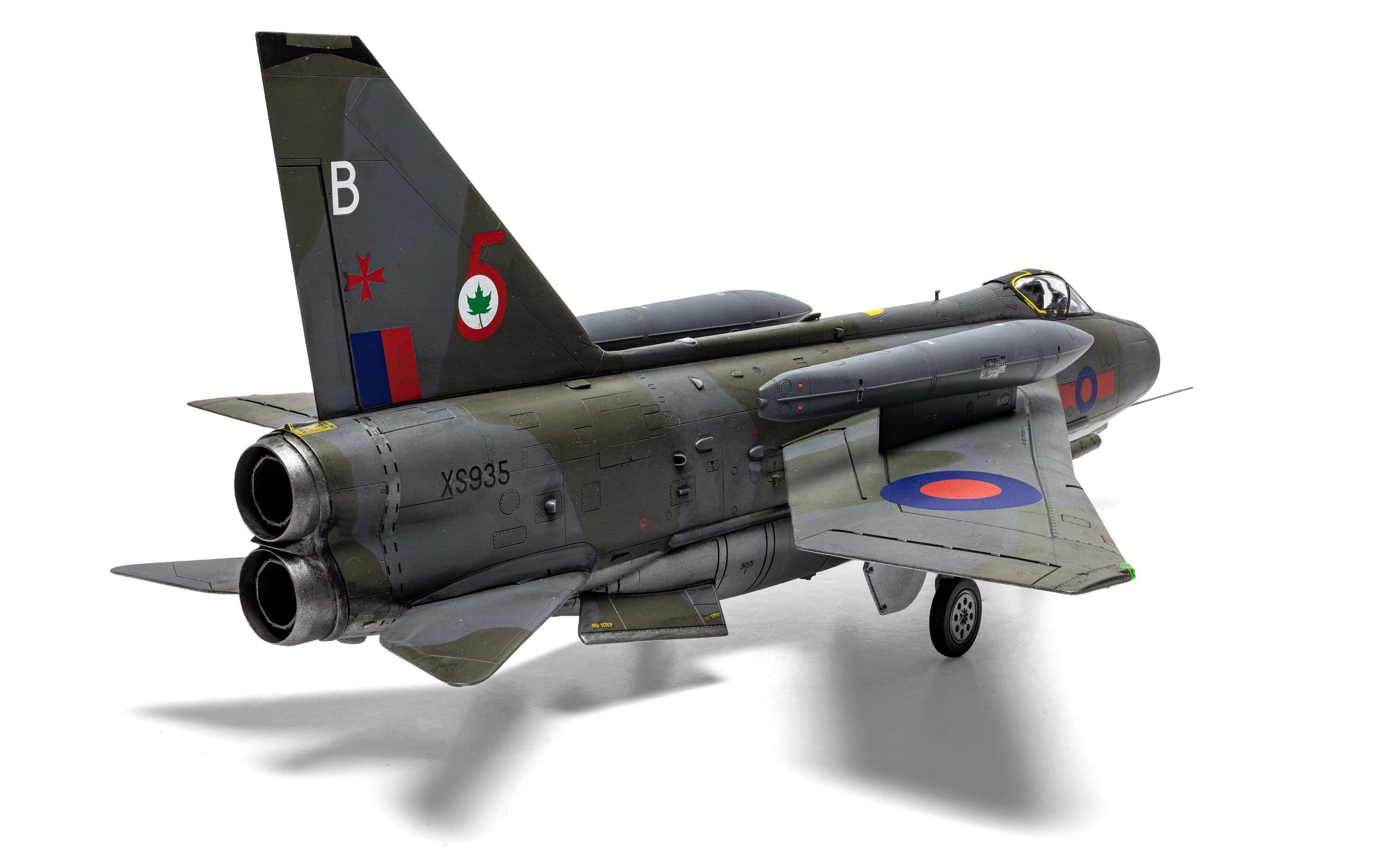 English Electric Lightning F.6