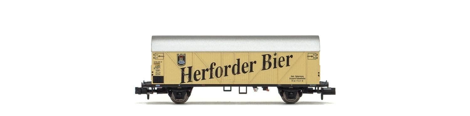 DB, 2-achsiger Bierkühlwagen in beiger Lackierung, "Herforder Bier", Ep. III