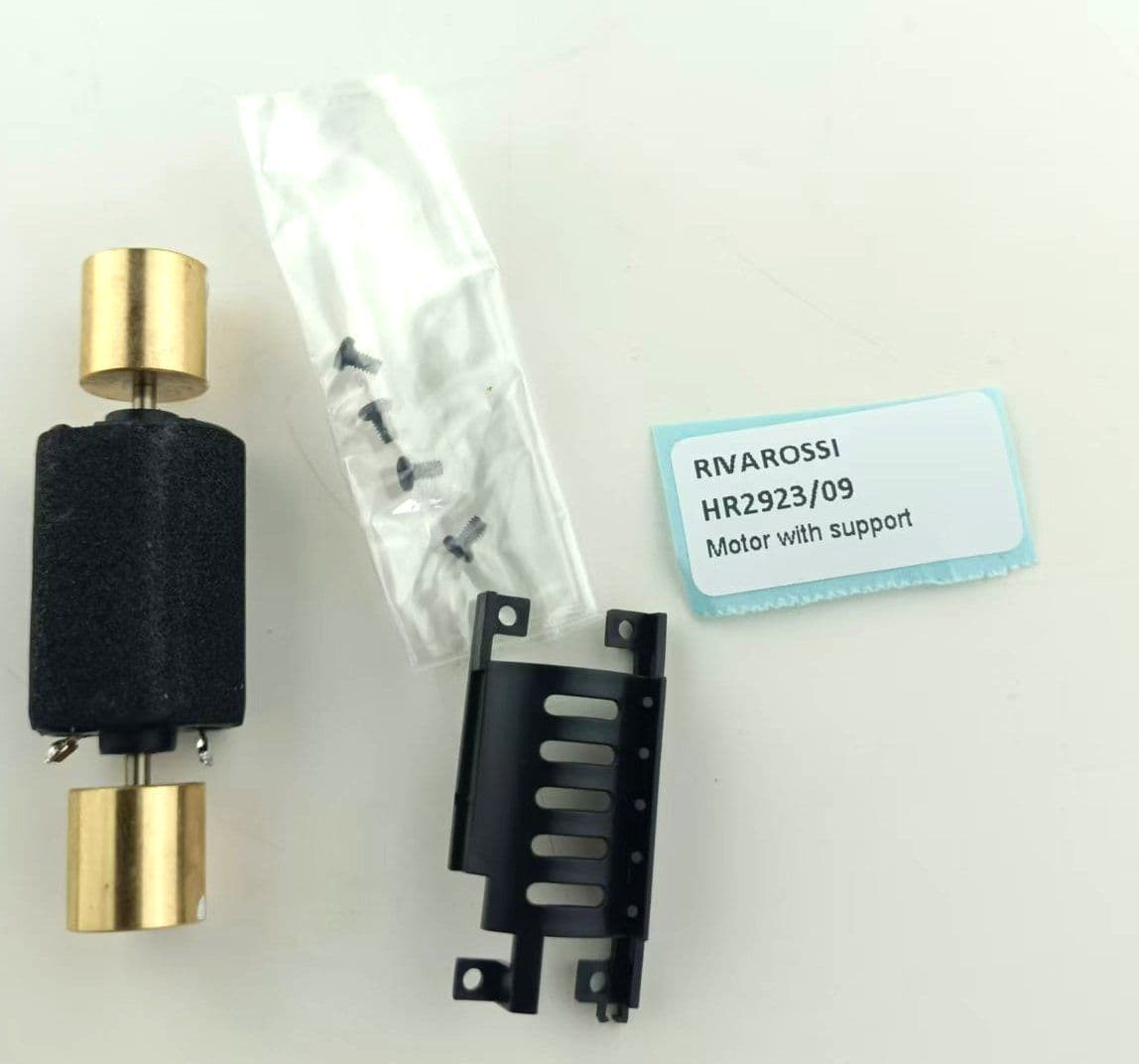 Motor mit Motorhalterung