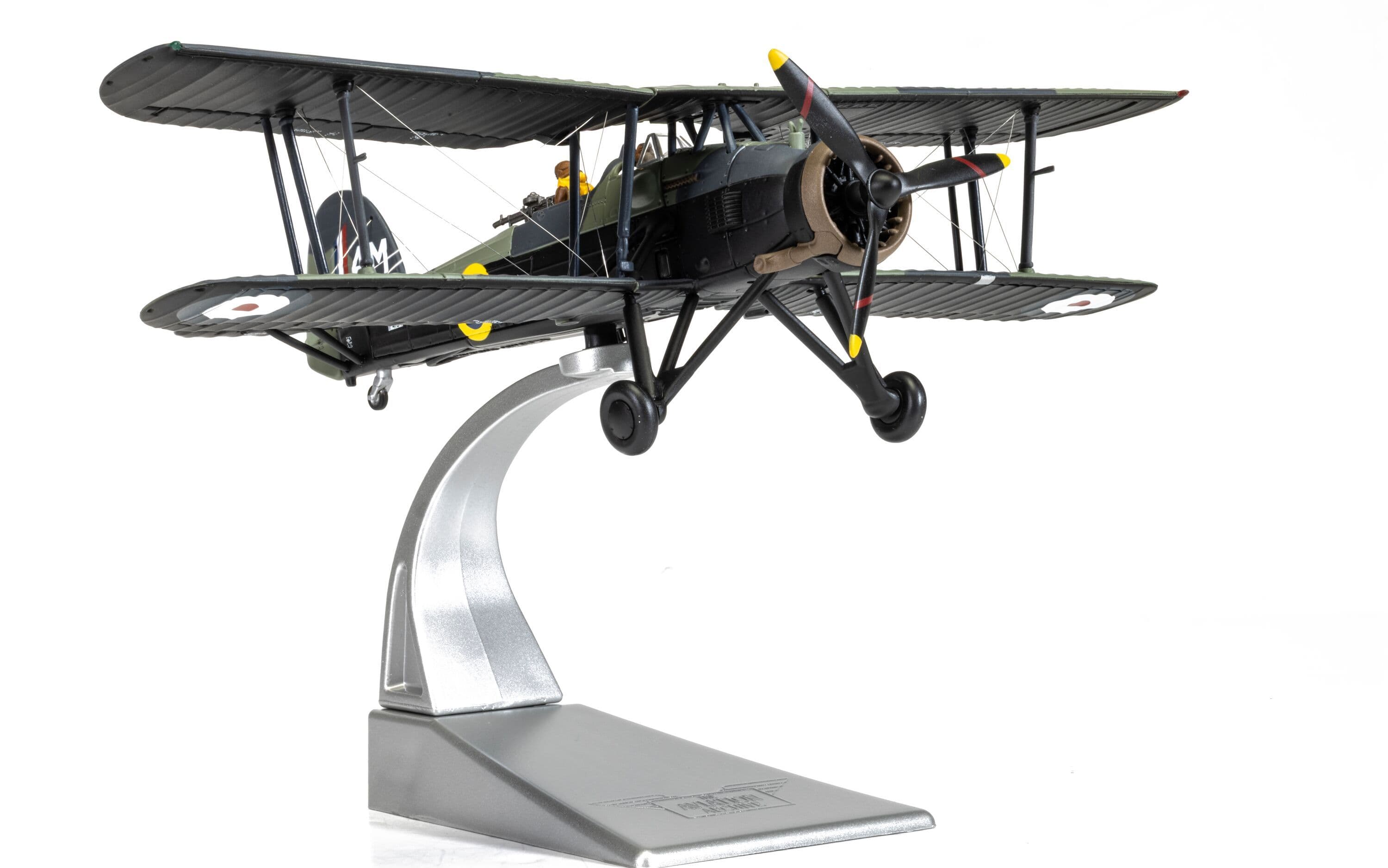 Fairey Swordfish Mk.I P4154/L4M, Lt(A) H. Swayne RN (Pilot) and Sub Lt(A) J. Buscall RNVR (Observer)