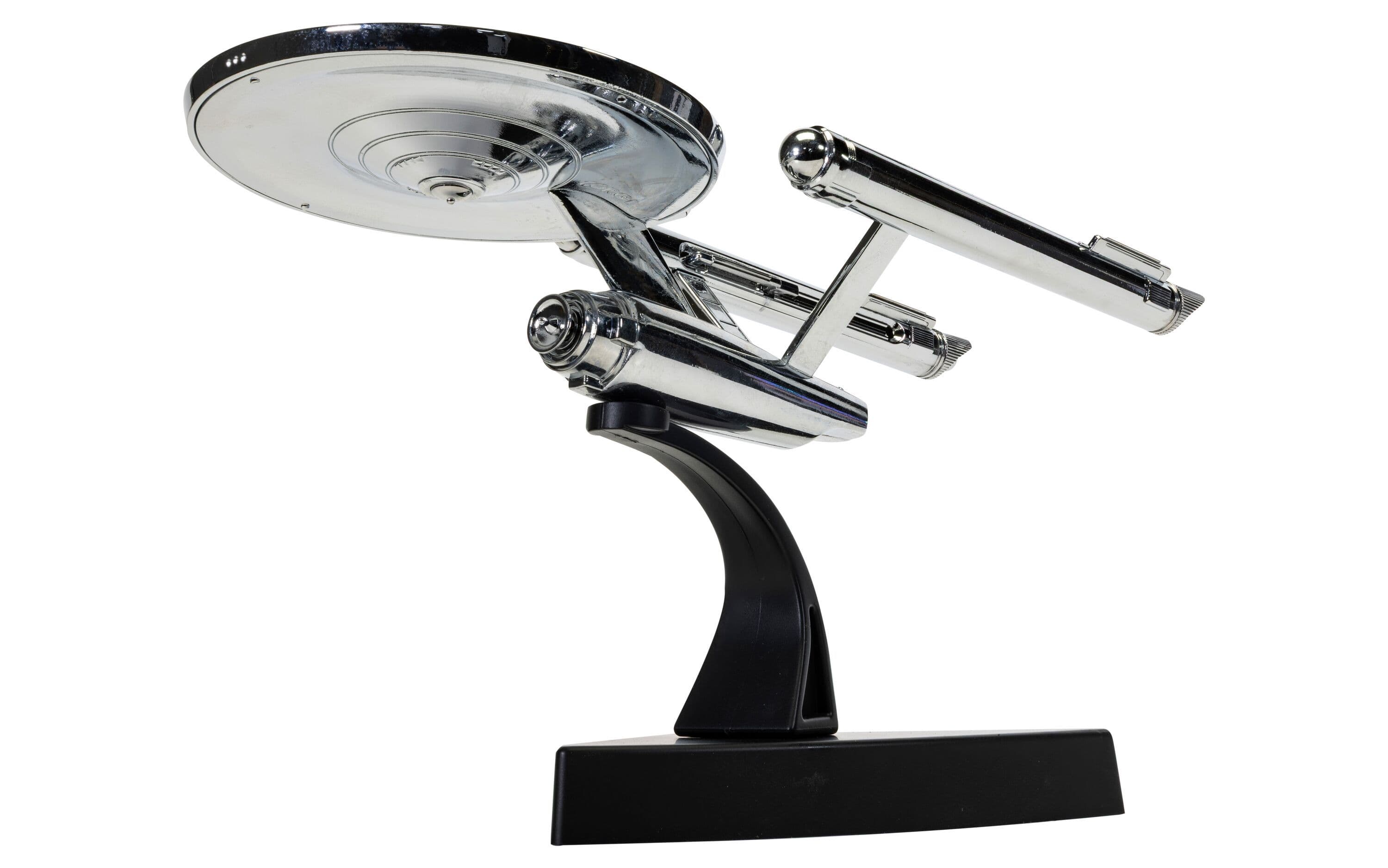 U.S.S. Enterprise NCC-1701 - Star Trek 60th Anniversary Edition