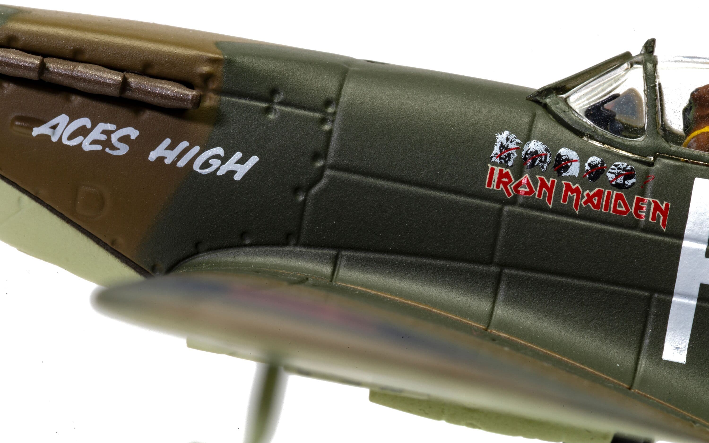 Supermarine Spitfire Mk.II - Iron Maiden 'Aces High'
