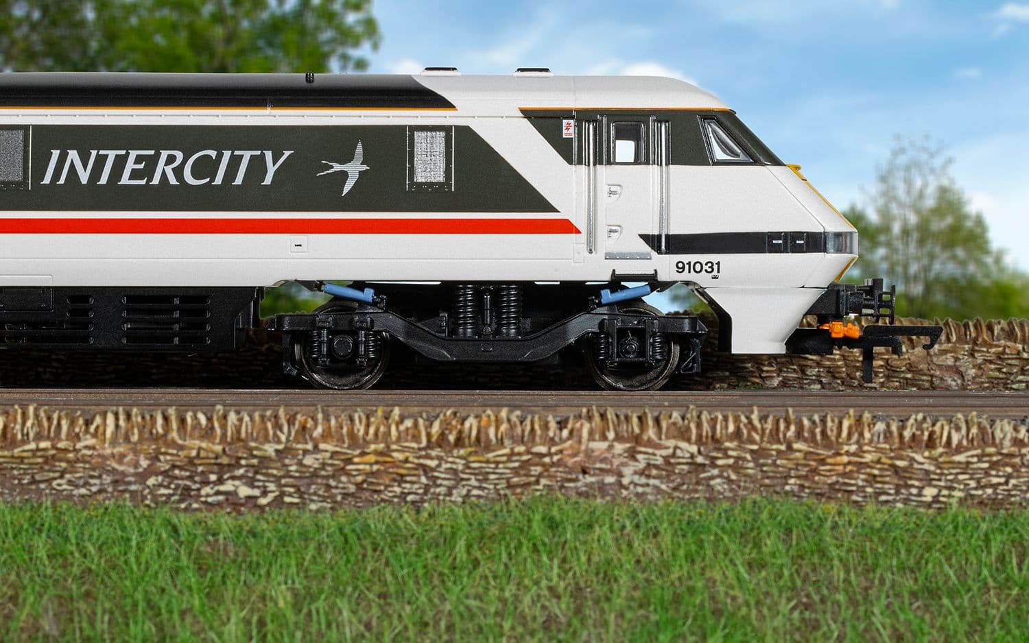BR Intercity - Class 91 - 91031 'Sir Henry Royce'