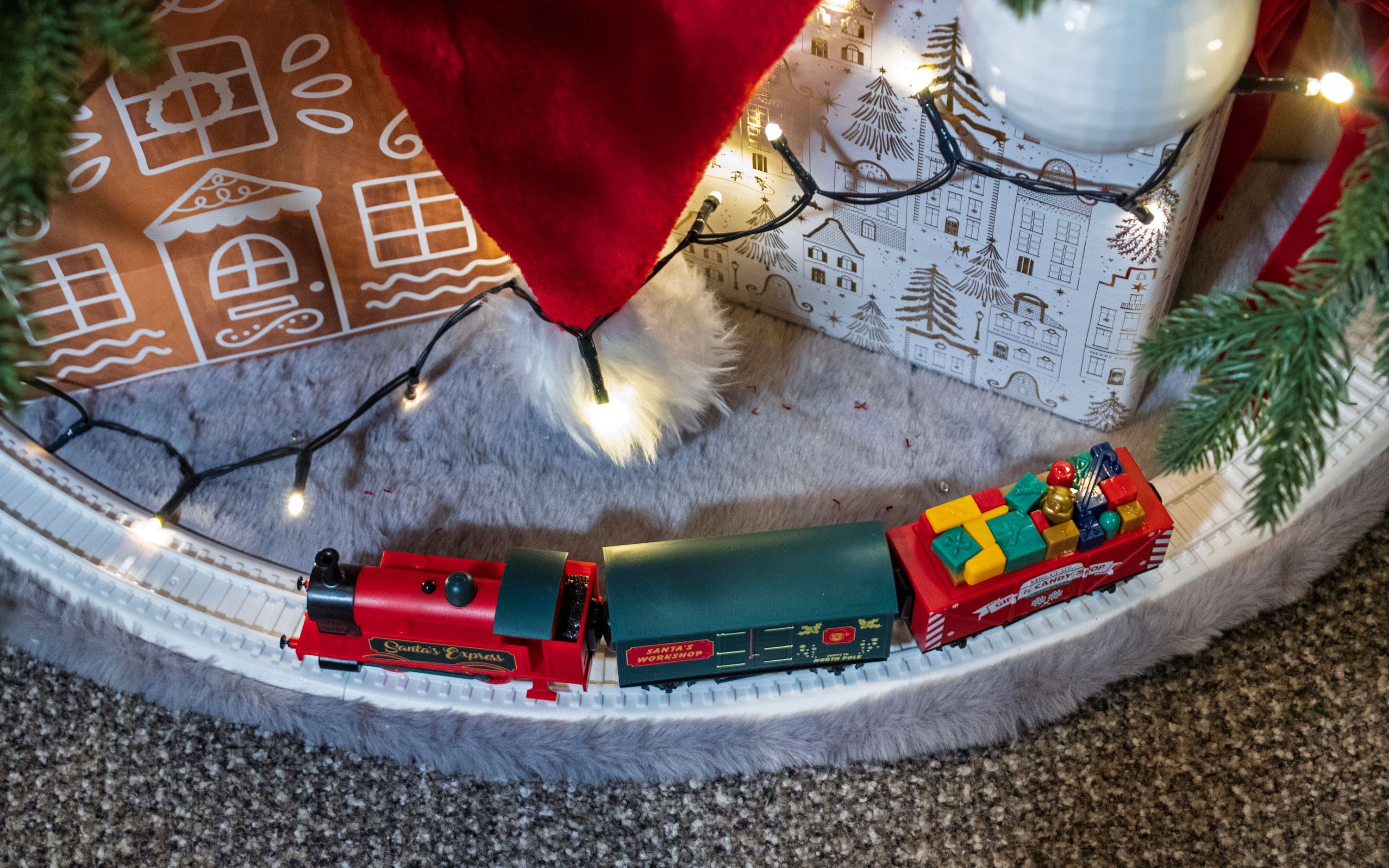 Santa’s Express Train Set - Rechargeable Battery