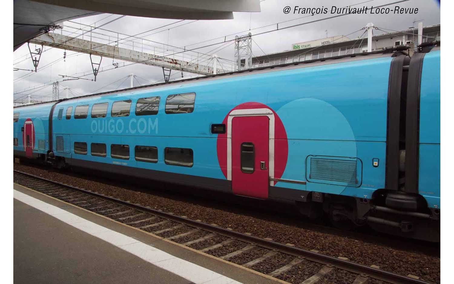 SNCF, coffret supplémentaire de 3 voitures, TGV Duplex Ouigo, composé de 2 x voitures de ex 1ére classe et 1 x voiture bar, ép. VI