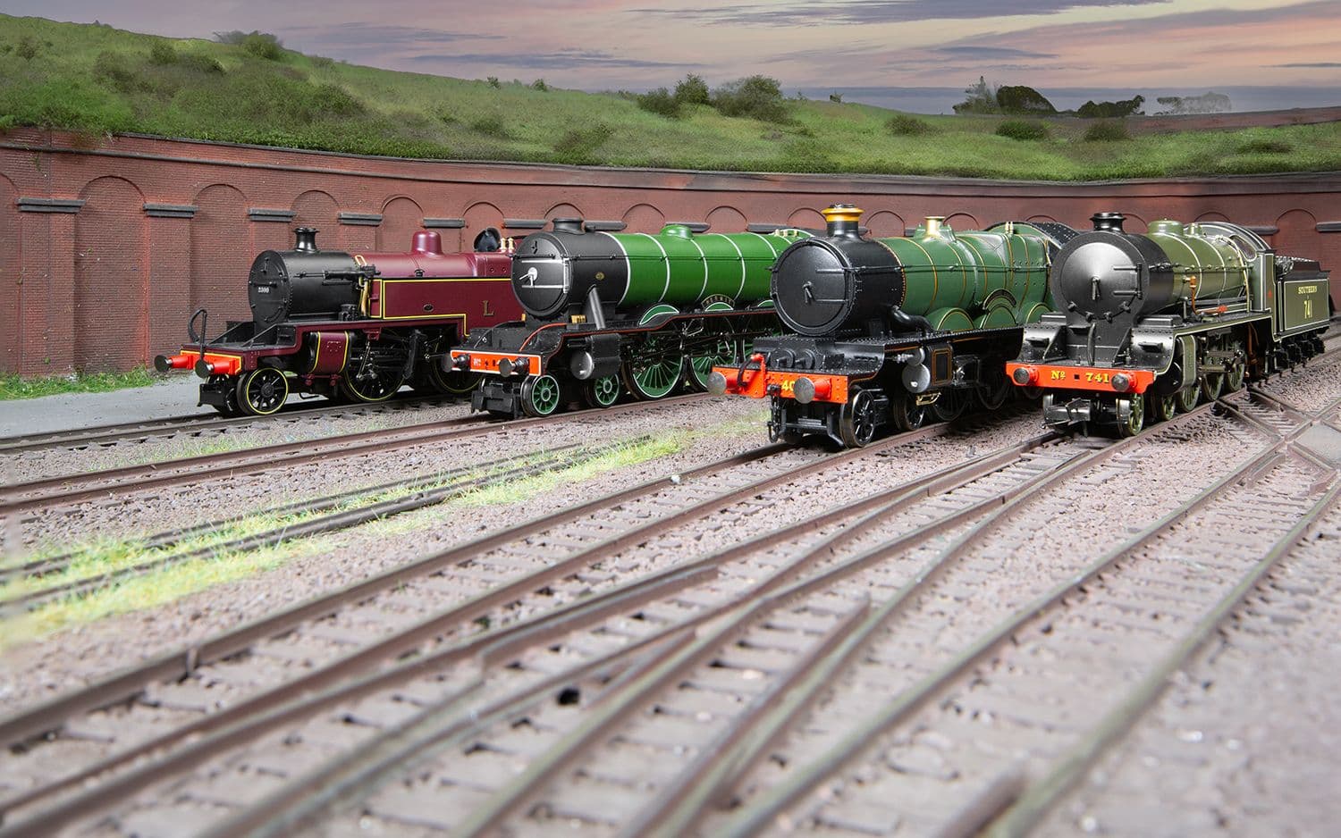 LMS, Fowler 4P, 2-6-4T, 2300: Big Four Centenary Collection – Era 3