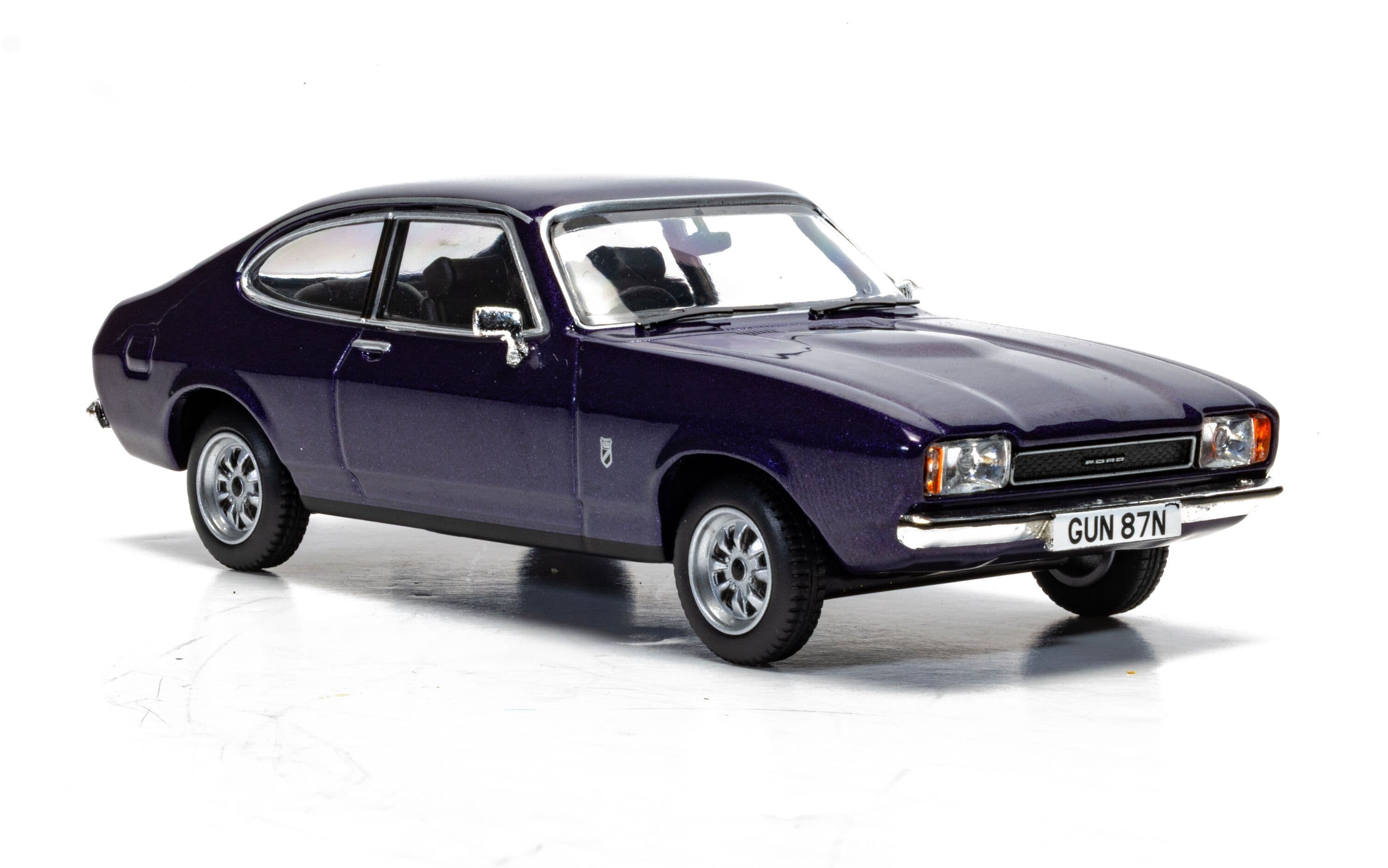 Ford Capri Mk2 1.6 XL, Purple Velvet