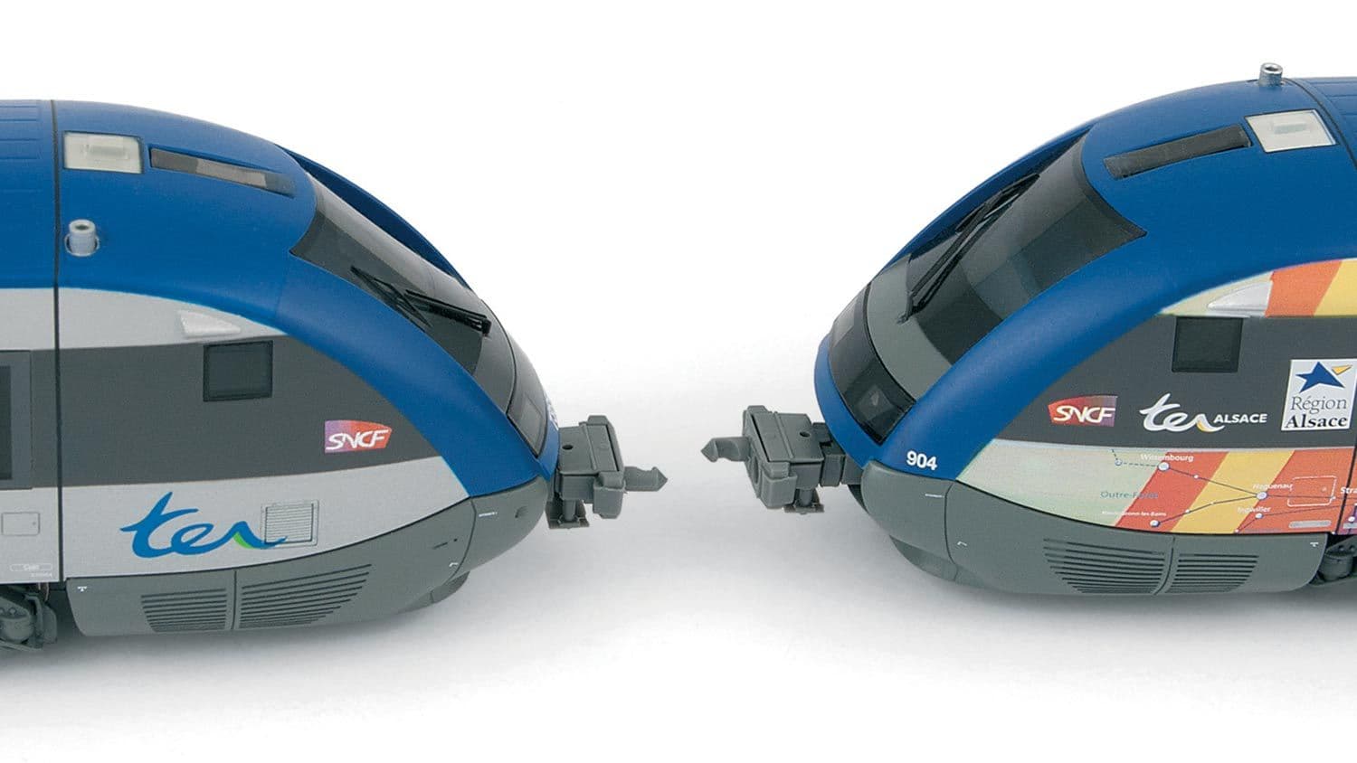 Set of 4 working Scharfenberg coupler heads (NEM 362 and NEM 363)