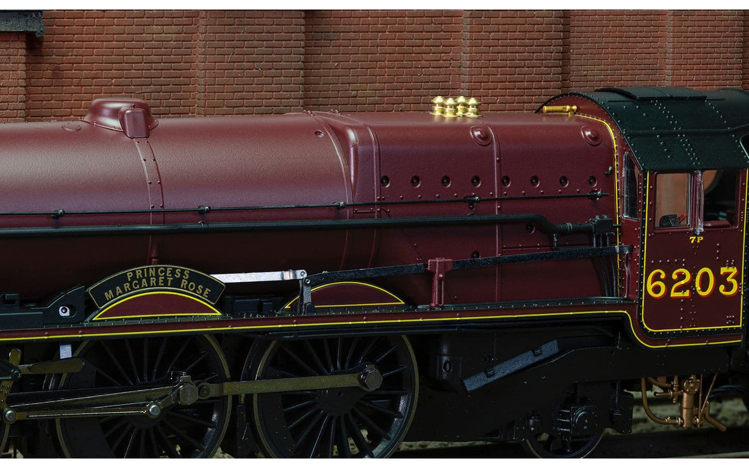 LMS, Princess Royal, 4-6-2, 6203 'Princess Margaret Rose' (with flickering firebox) - Era 3