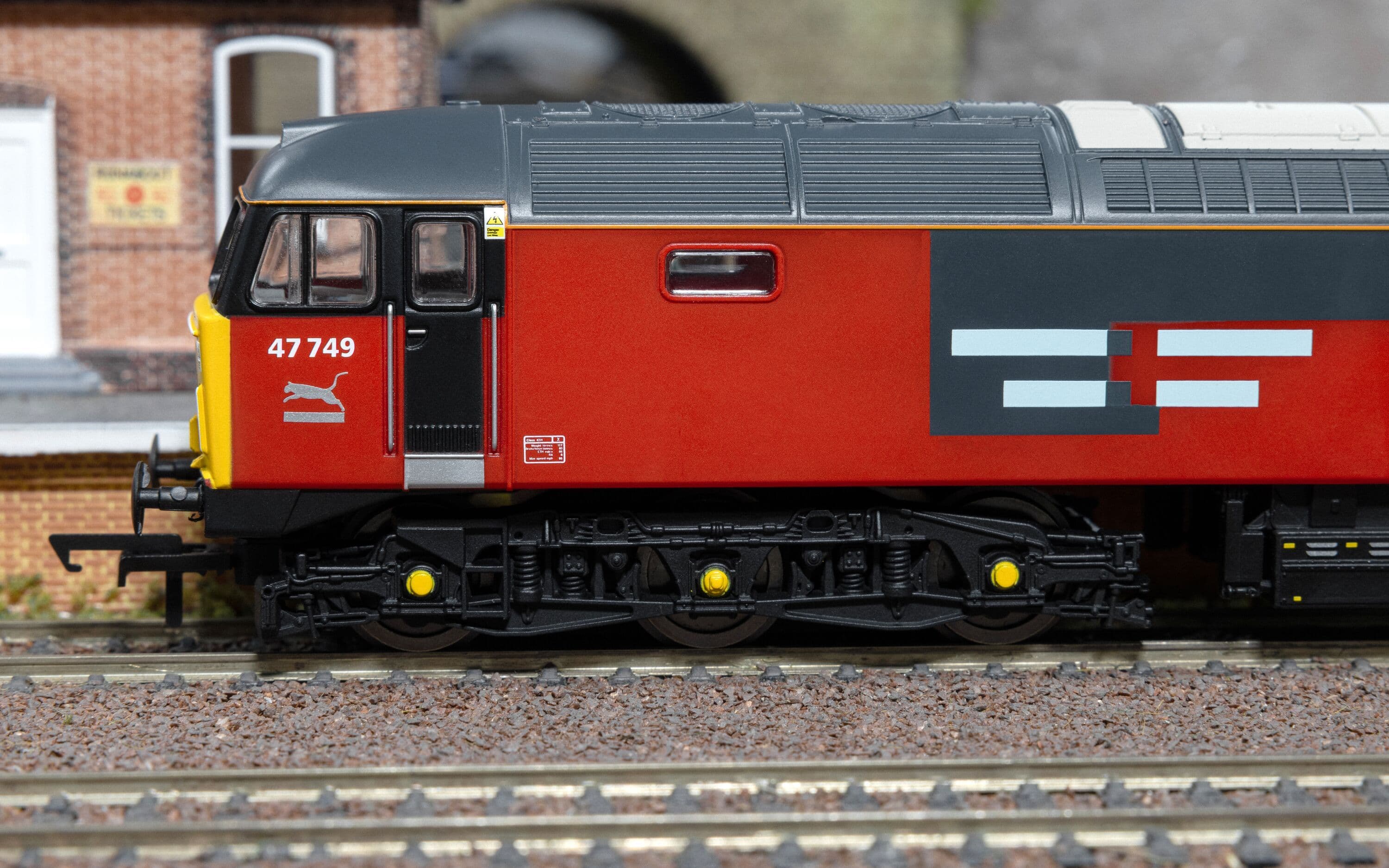 RailRoad: RES - Class 47 - 'Atlantic Collage' 47749