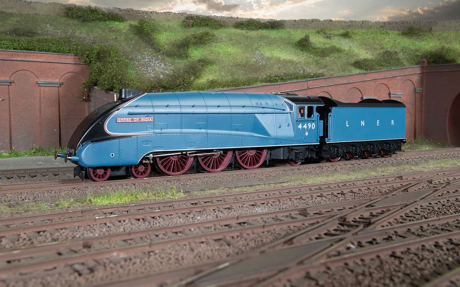 LNER, A4 Class, 4-6-2, 4490 'Empire of India' - Era 3
