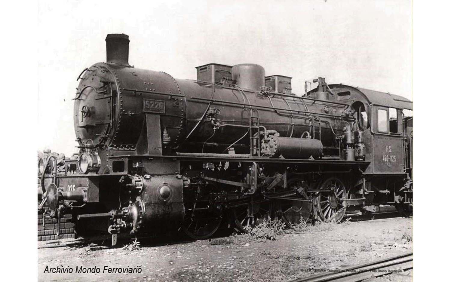 FS, steam locomotive Gr. 460, 3-dome boiler, oxide red/black livery, white markings, period II, with DCC-sounddecoder