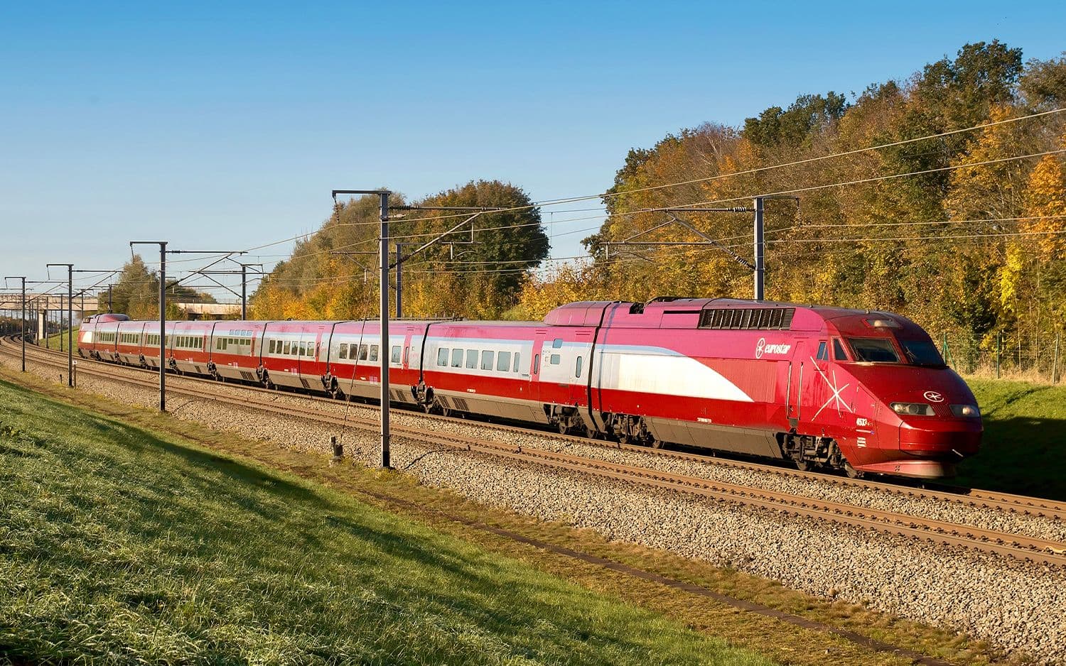 EuroStar PBA, 2nd re-design, 3-unit additional coaches, 2 x 1st class coaches + bar coach