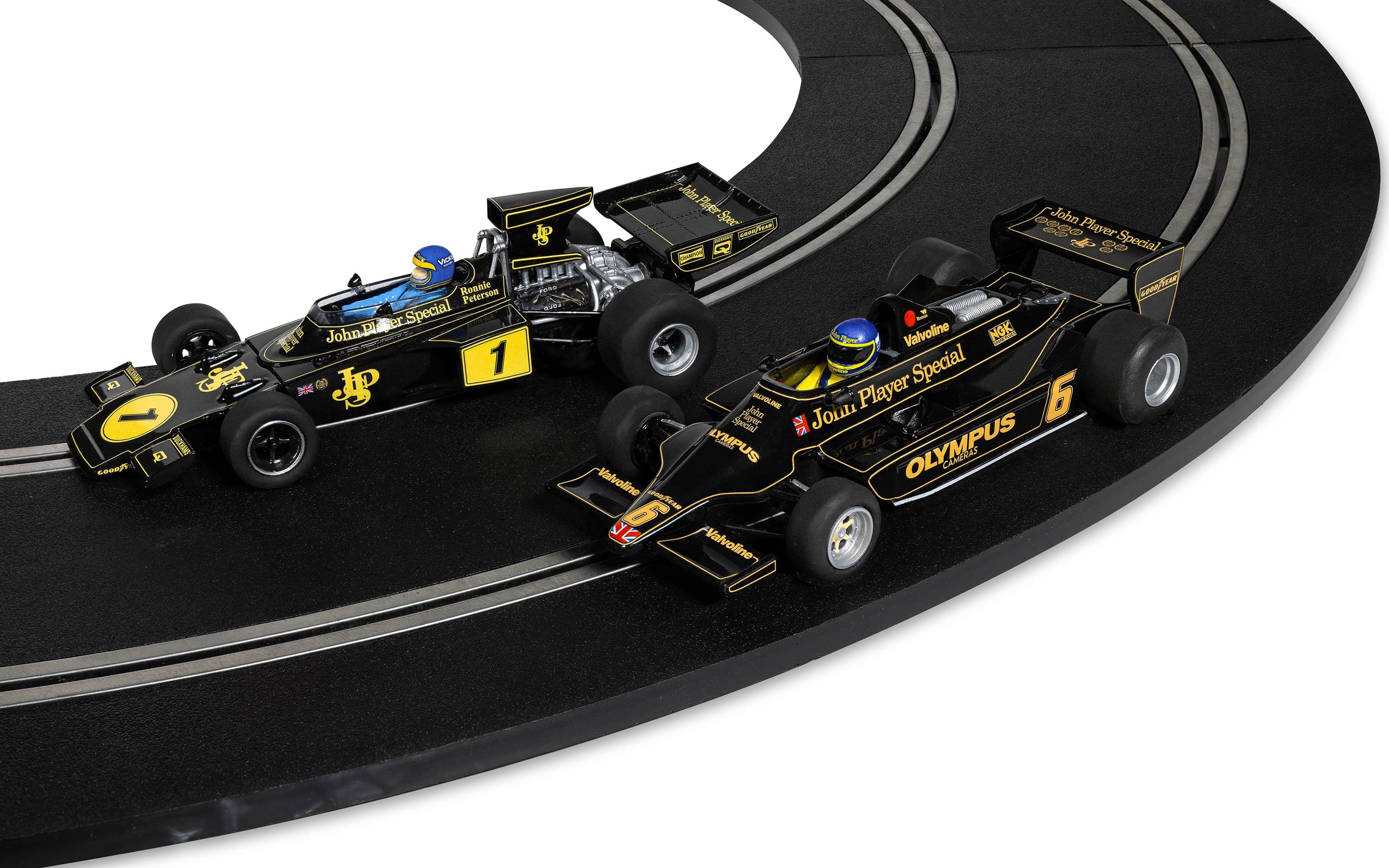Ronnie Peterson Lotus - Twin Car Set