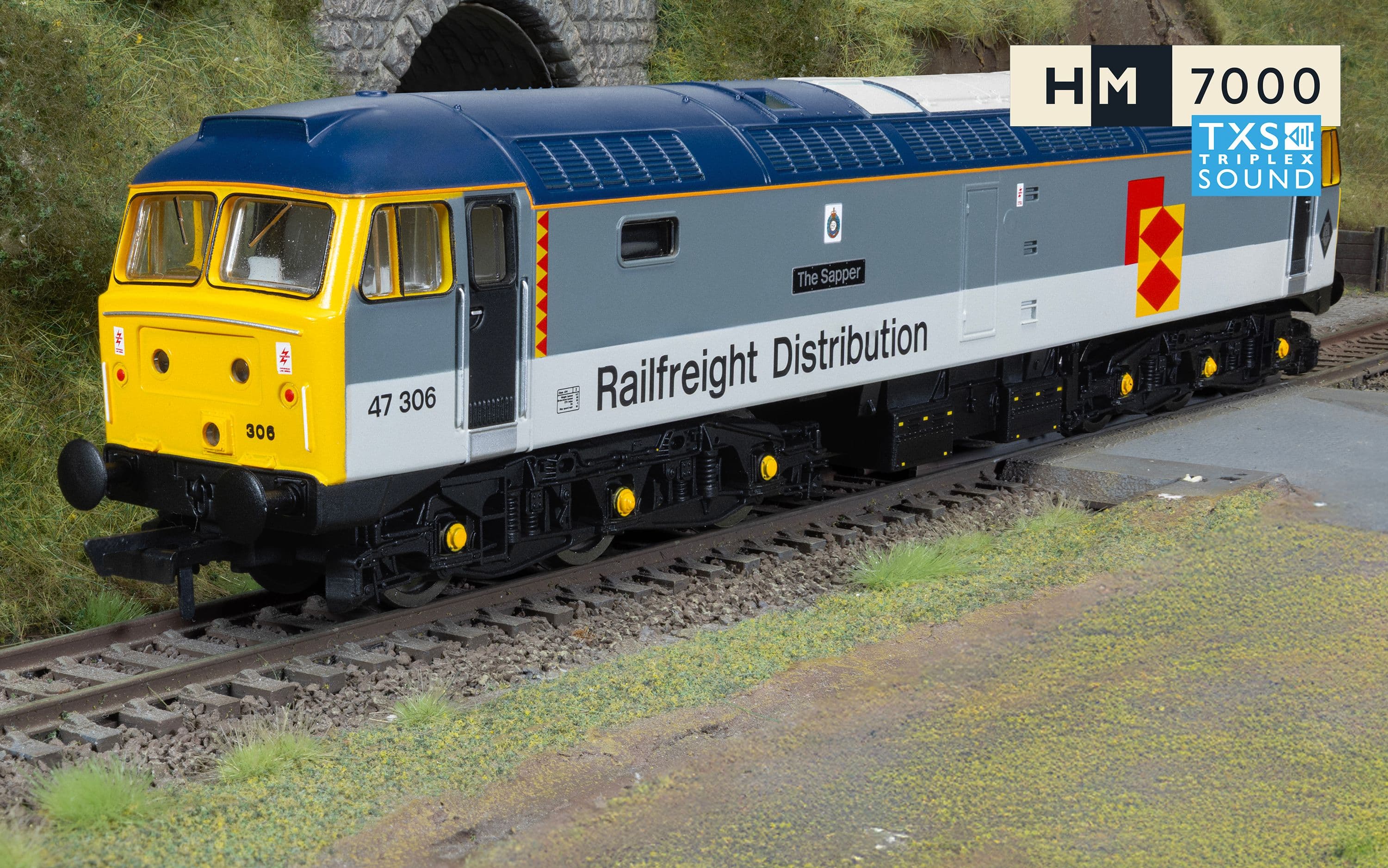 RailRoad - Railfreight Distribution - Class 47 - 'The Sapper' 47306 (DCC Sound Fitted)