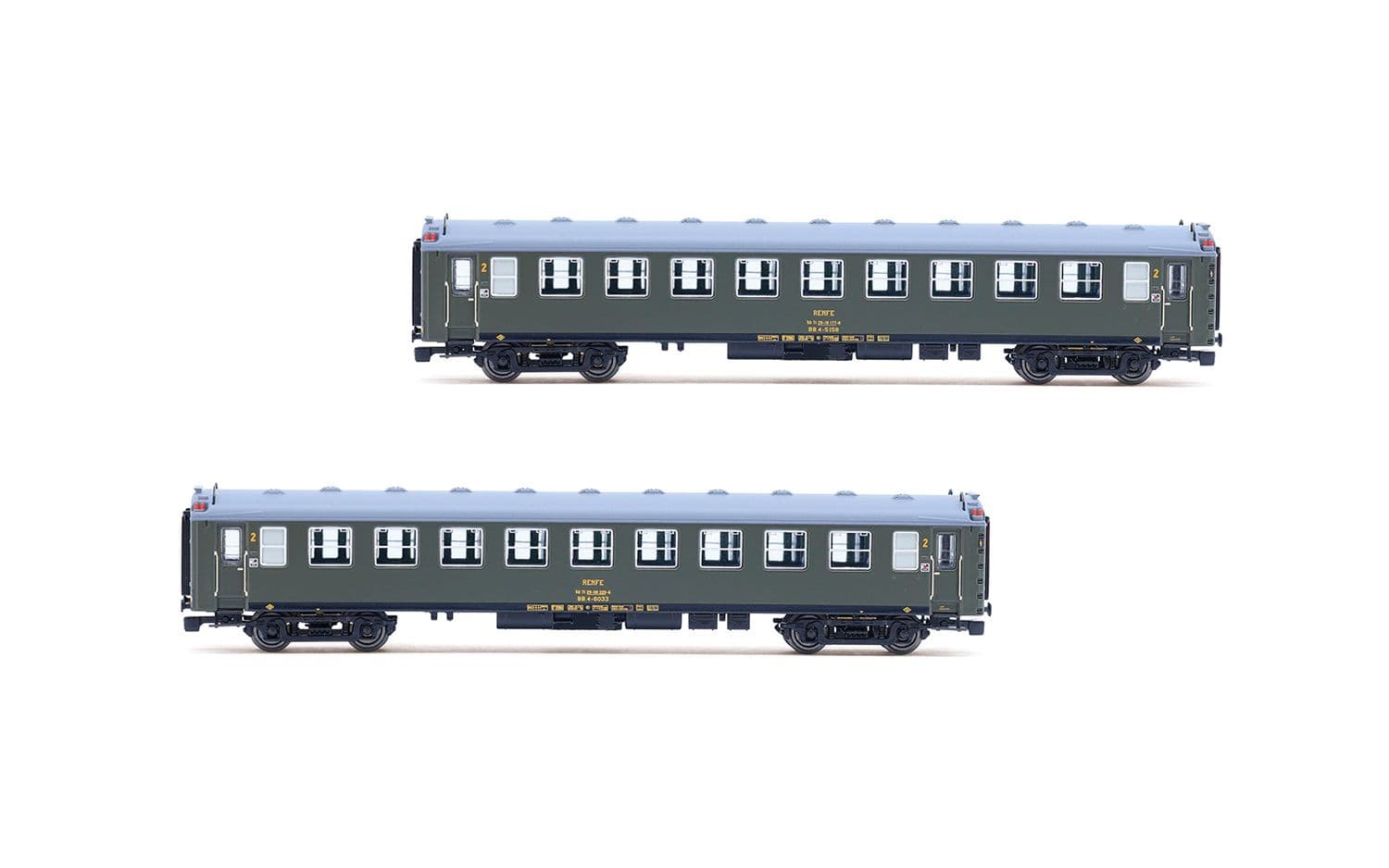 RENFE, set di 2 carrozze serie 5000: 2 x BB4 seconda classe, con soffietti d'origine, livrea verde
