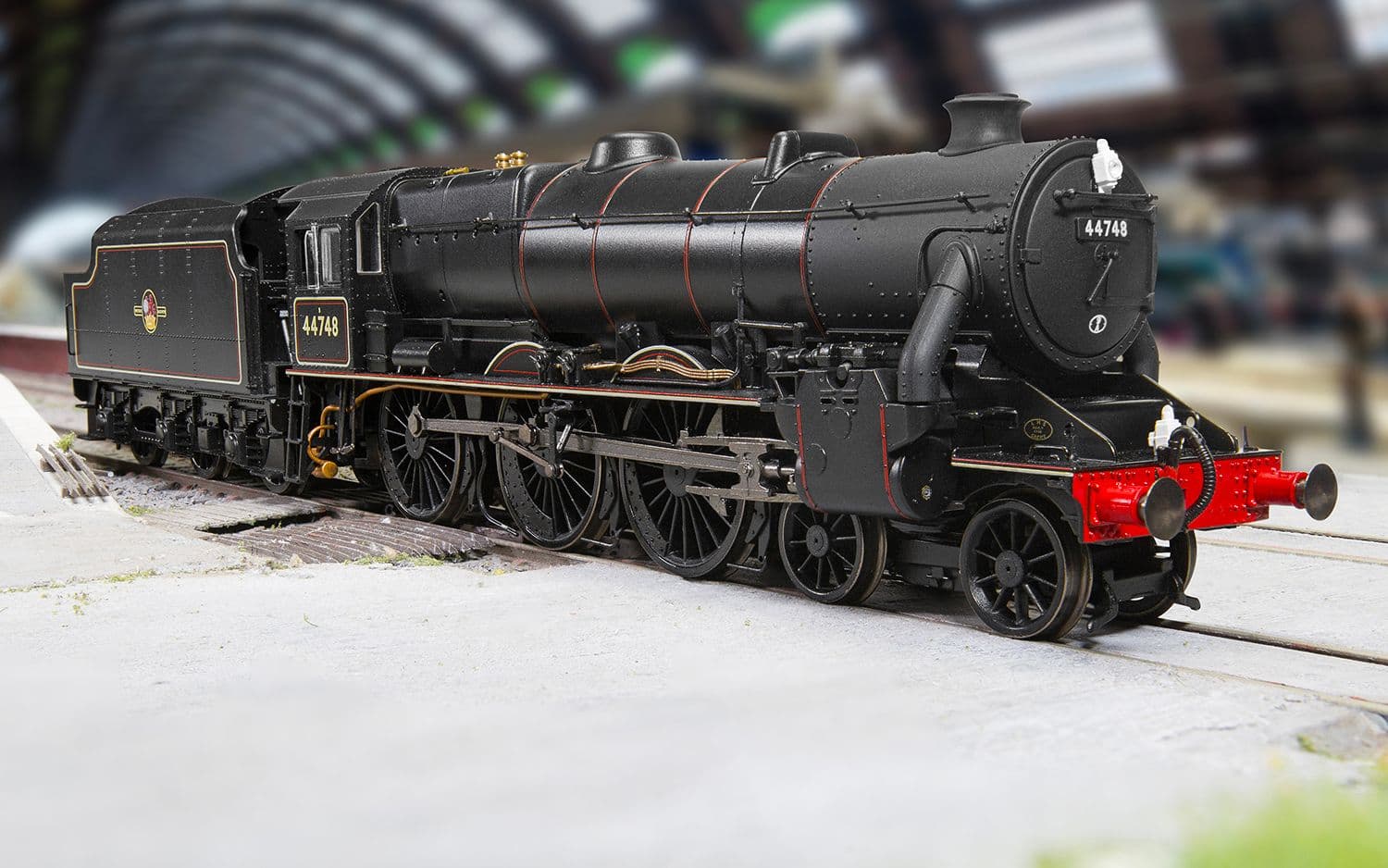BR - Stanier 5MT Black 5 - 44748 'Late Caprotti'