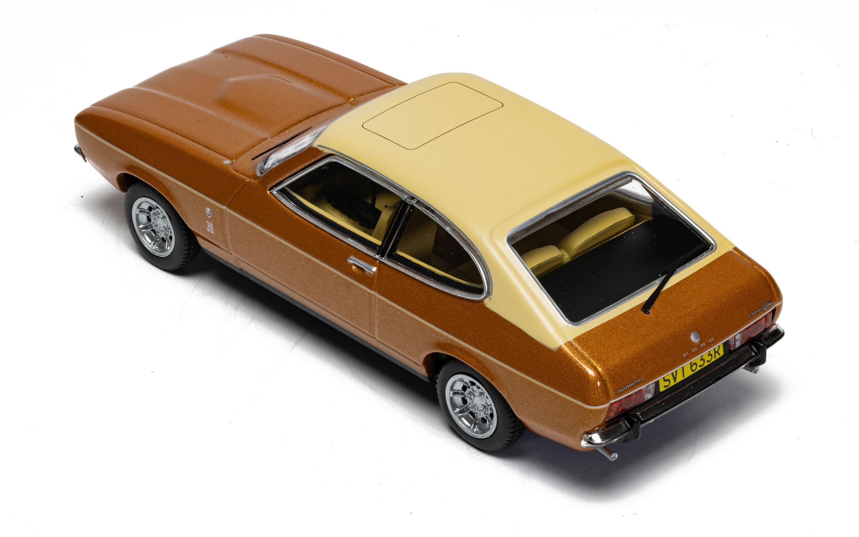 Ford Capri Mk2 3.0 Ghia - Saturn Gold