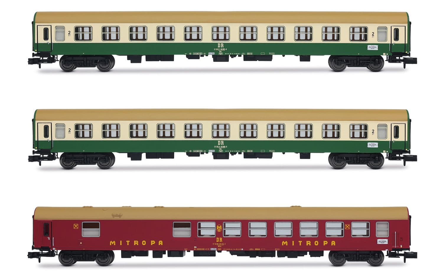 Coffret de 3 voitures « D242 Paris - Berlin - Warszawa », composé de 1 voiture DR WRm130 en livrée rouge et 2 voitures DR Bm en livrée verte/beige, ép. IV
