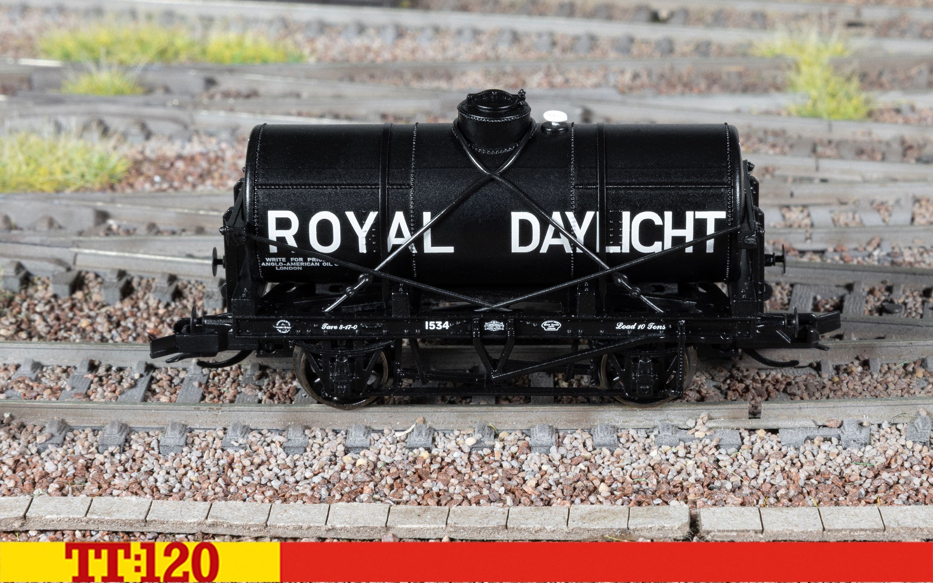Royal Daylight - 12T Tank Wagon - Triple Pack  