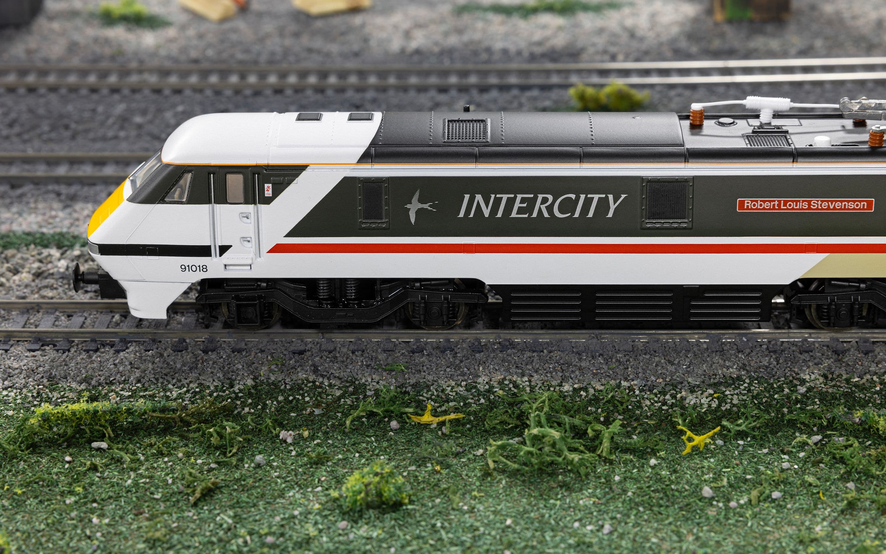 RailRoad: BR - Intercity Class 91 - 'Robert Louis Stevenson' 91018