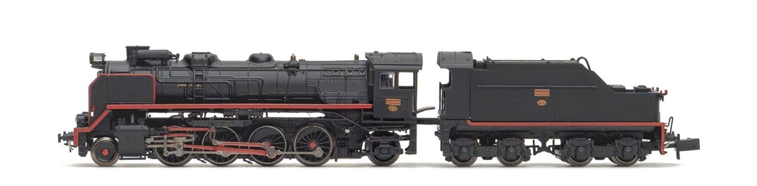 RENFE, locomotora de vapor 141F "Mikado", precalentadores, ép. III