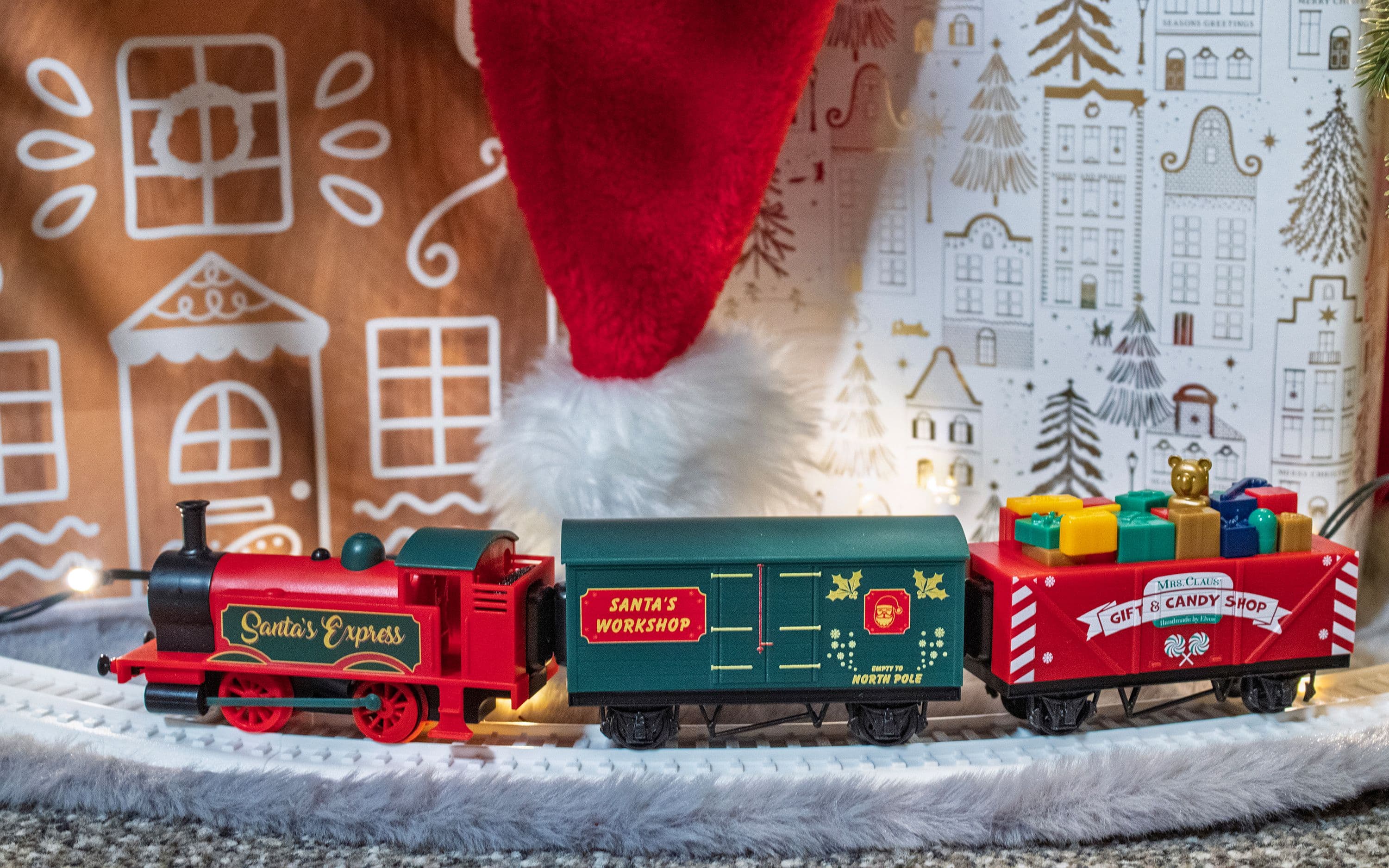 Santa’s Express Train Set - Rechargeable Battery