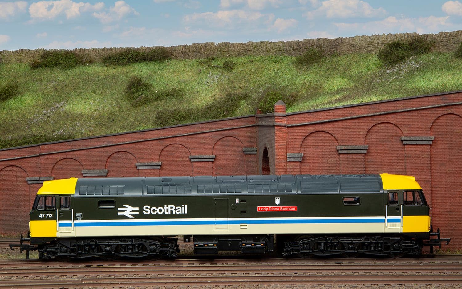 RailRoad Plus ScotRail, Class 47, Co-Co, 47712 'Lady Diana Spencer' - Era 11