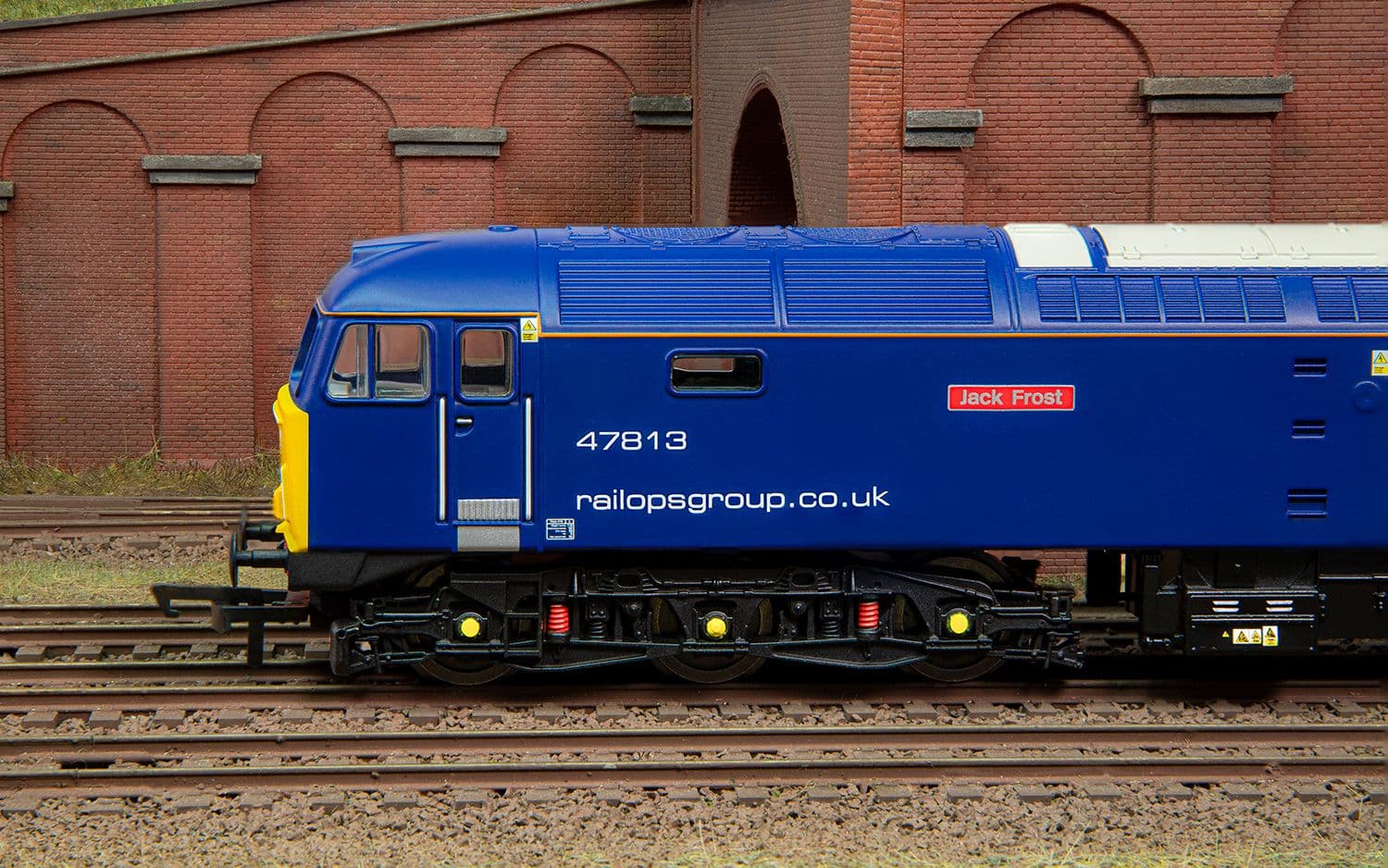RailRoad Plus ROG, Class 47, Co-Co, 47813 ‘Jack Frost’ - Era 11
