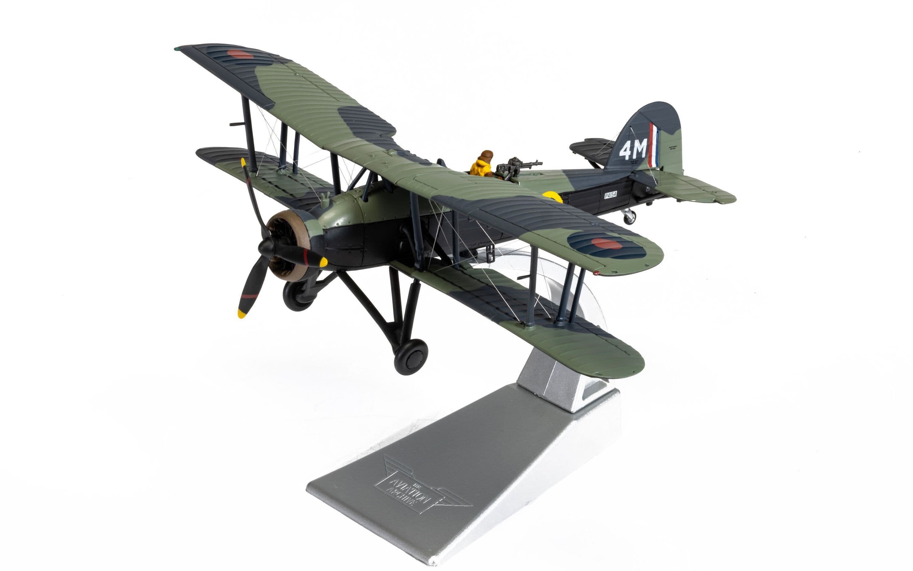 Fairey Swordfish Mk.I P4154/L4M, Lt(A) H. Swayne RN (Pilot) and Sub Lt(A) J. Buscall RNVR (Observer)