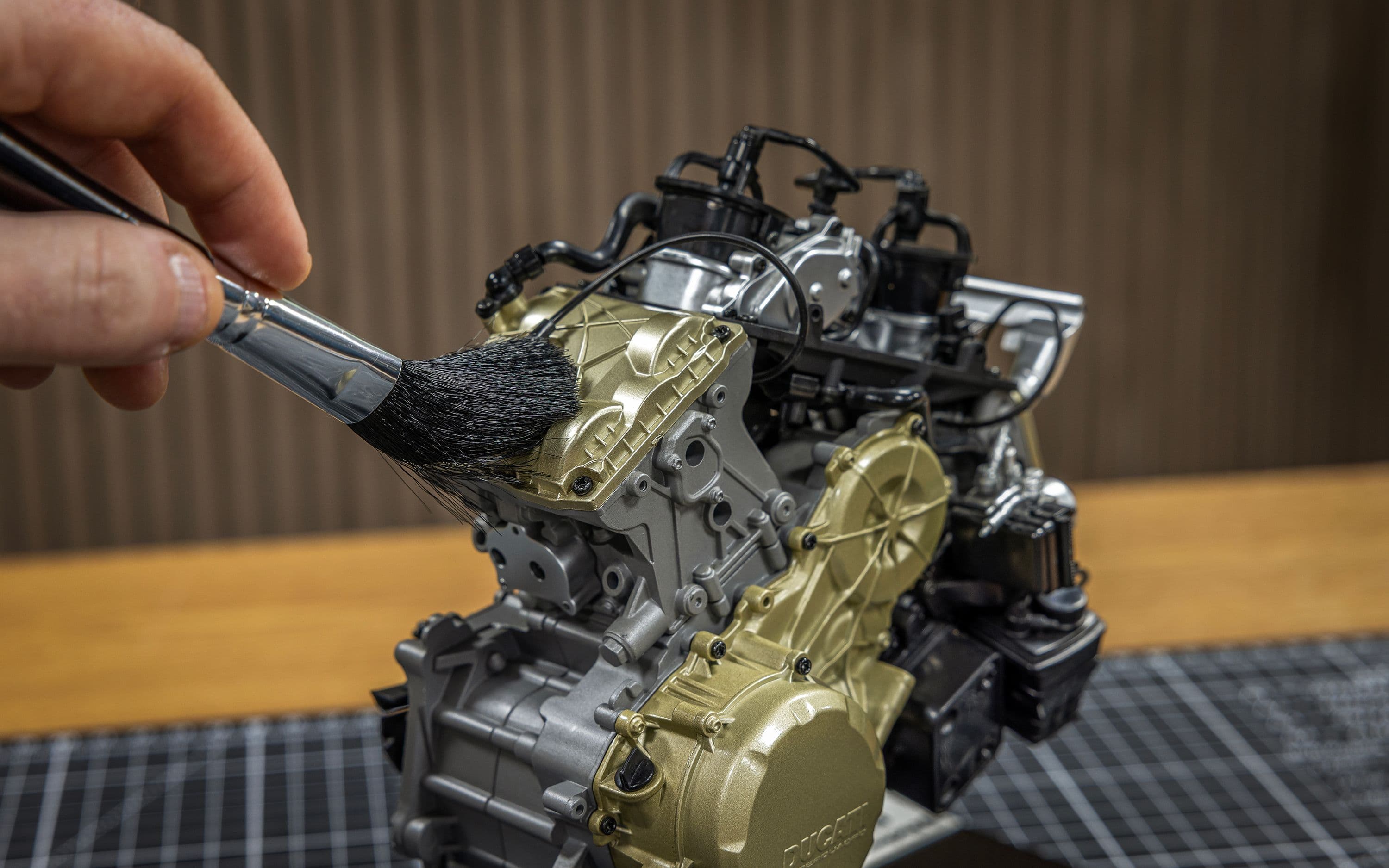 Ducati Superquadro - V2 Engine - 1:4 Scale Kit