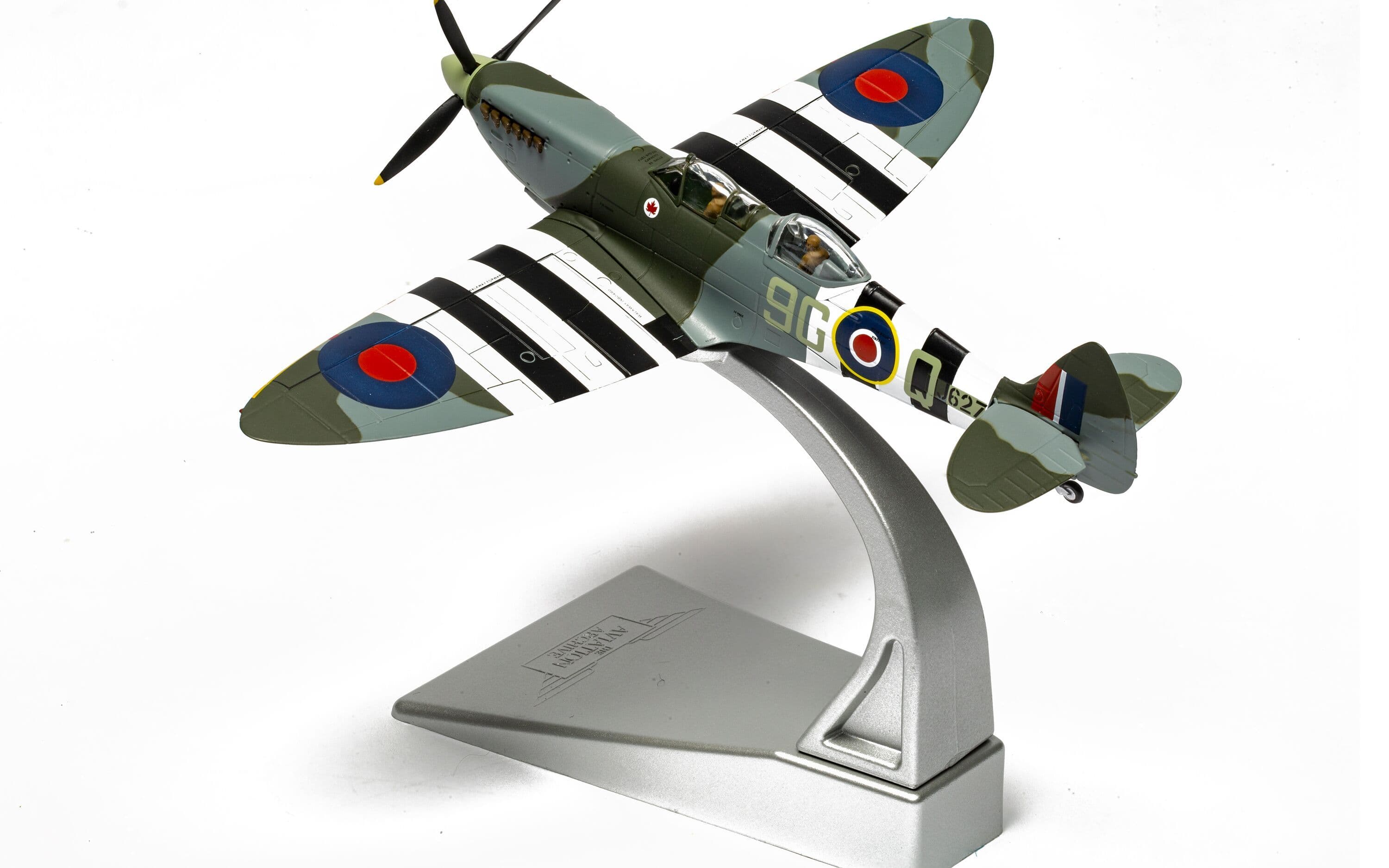 Supermarine Spitfire T9 - MJ627 - Biggin Hill Heritage Hangar