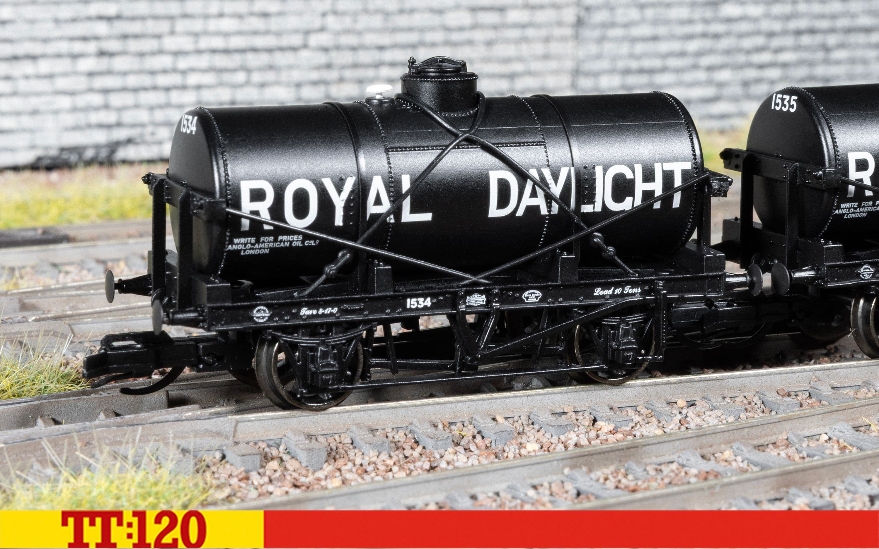 Royal Daylight - 12T Tank Wagon - Triple Pack  