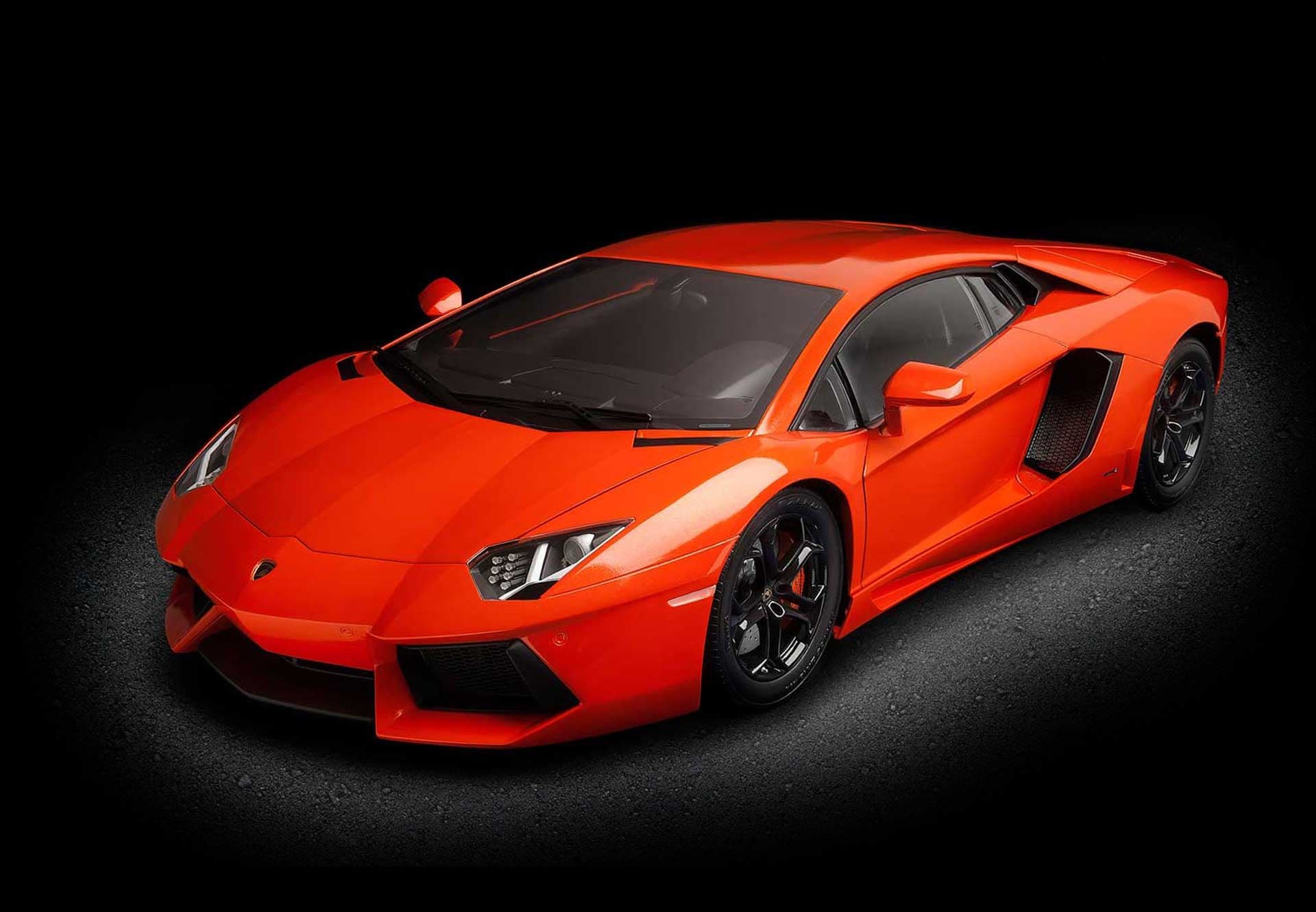 Lamborghini Aventador Arancio Argos/Metallic Orange