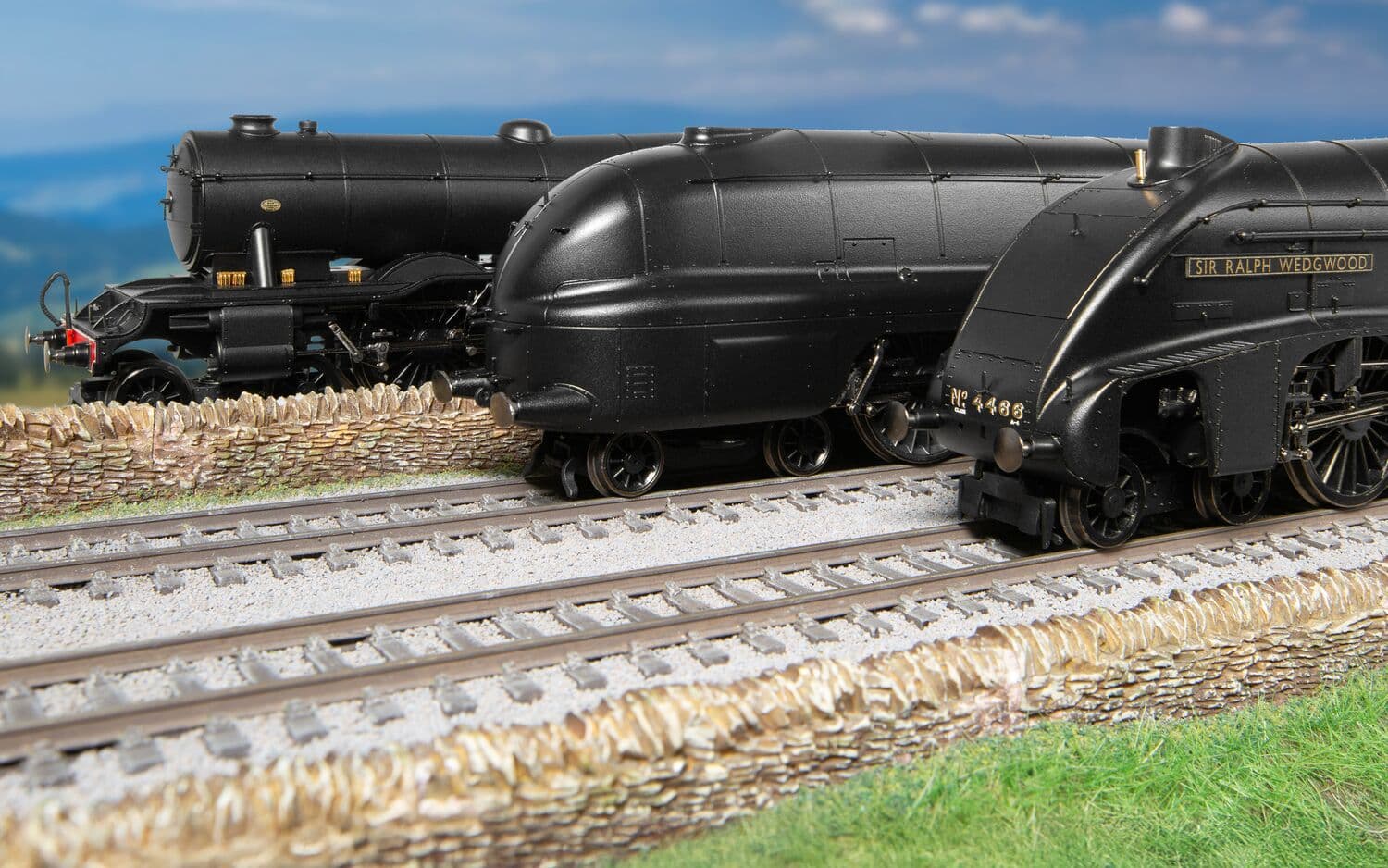 LMS - Streamlined Coronation Class - 6247 'City of Liverpool' (VE Day 80th Anniversary)