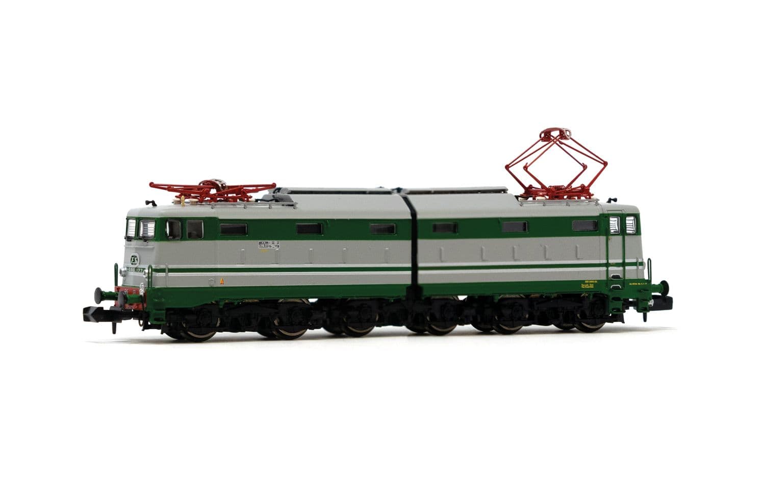 FS, schwere sechsachsige Elektrolokomotive der Reihe E.646 in grün-grauer Farbgebung mit Aluminiumzierstreifen, schwarzen Drehgestellen und großen Trittstufen, Ep. IV