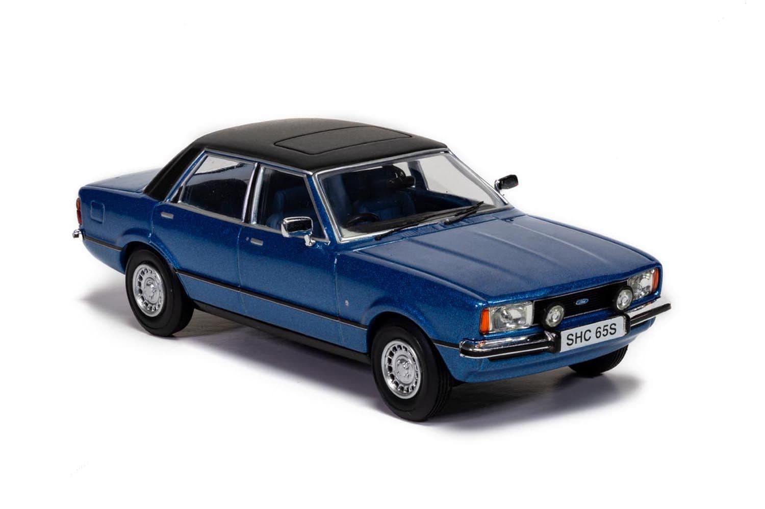 Ford Cortina Mk4 - Hawaiian Blue 2.0 Ghia